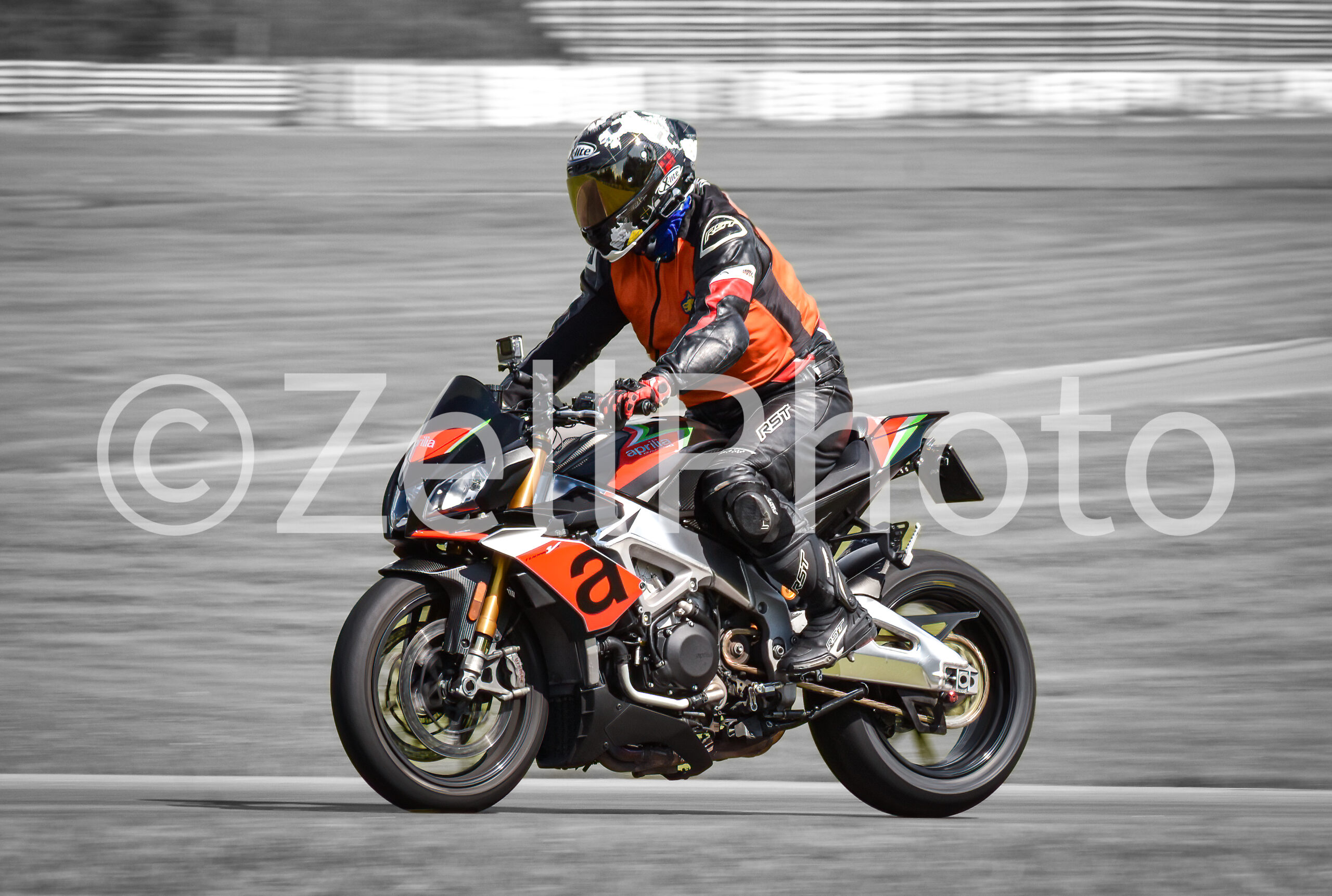 https://zellphoto.se/produkt/5675/