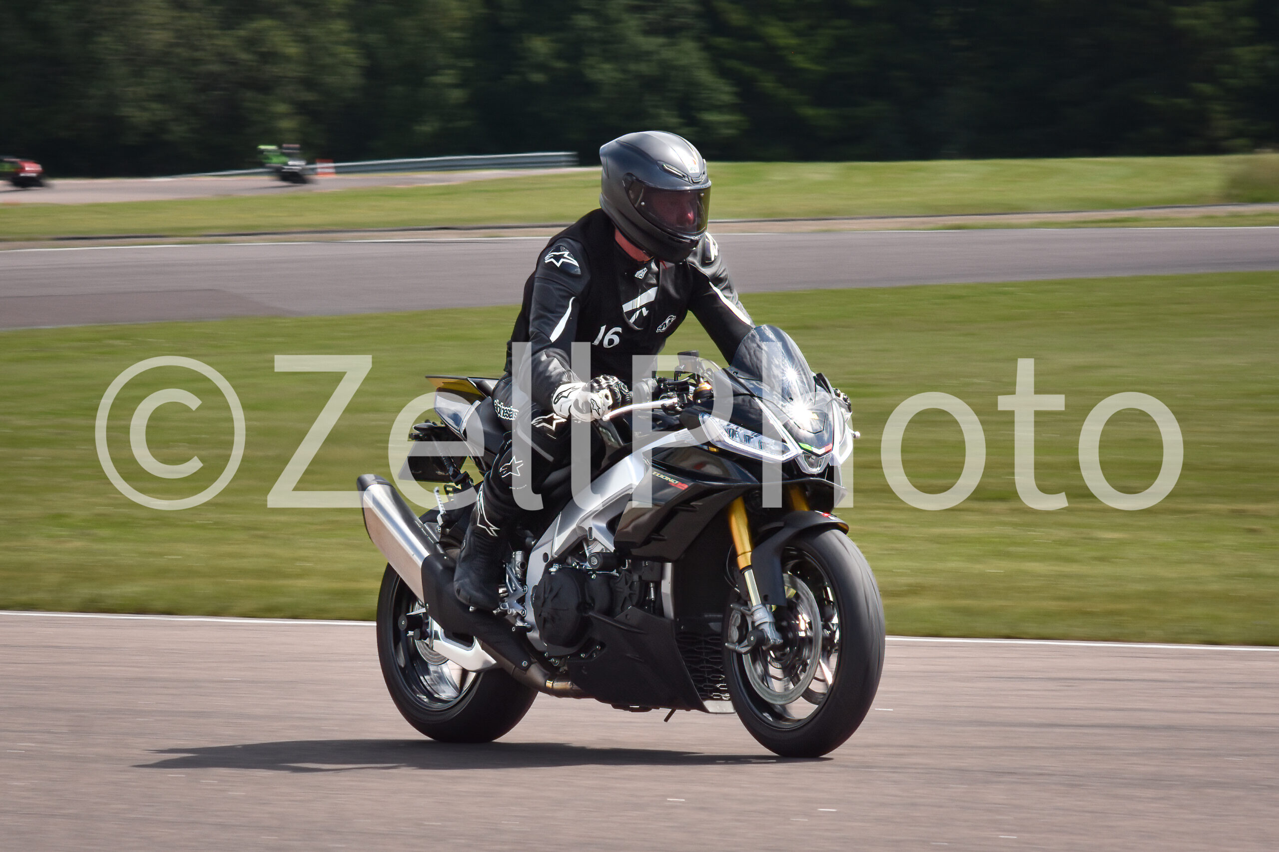 https://zellphoto.se/produkt/7733-2/