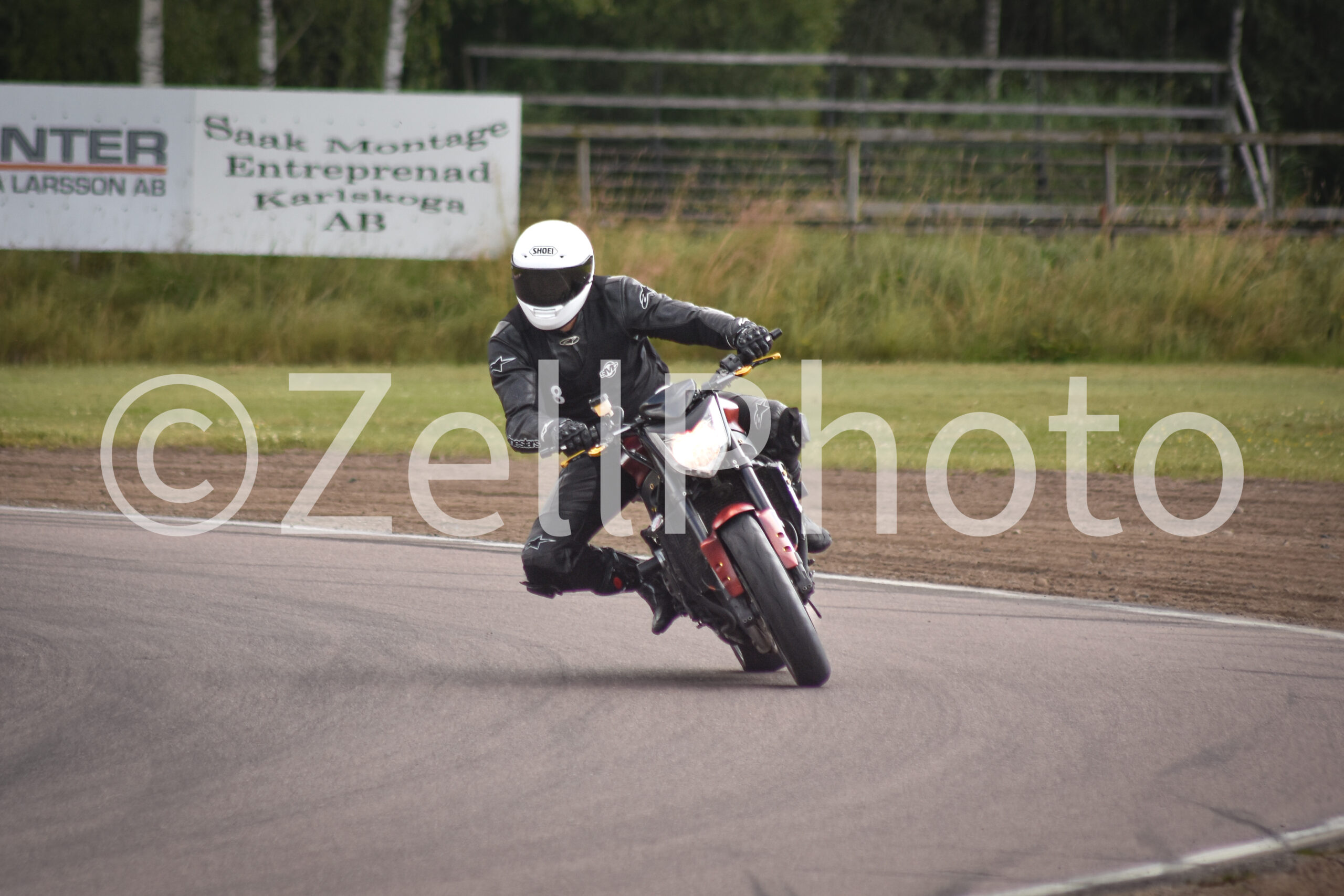 https://zellphoto.se/produkt/8396/