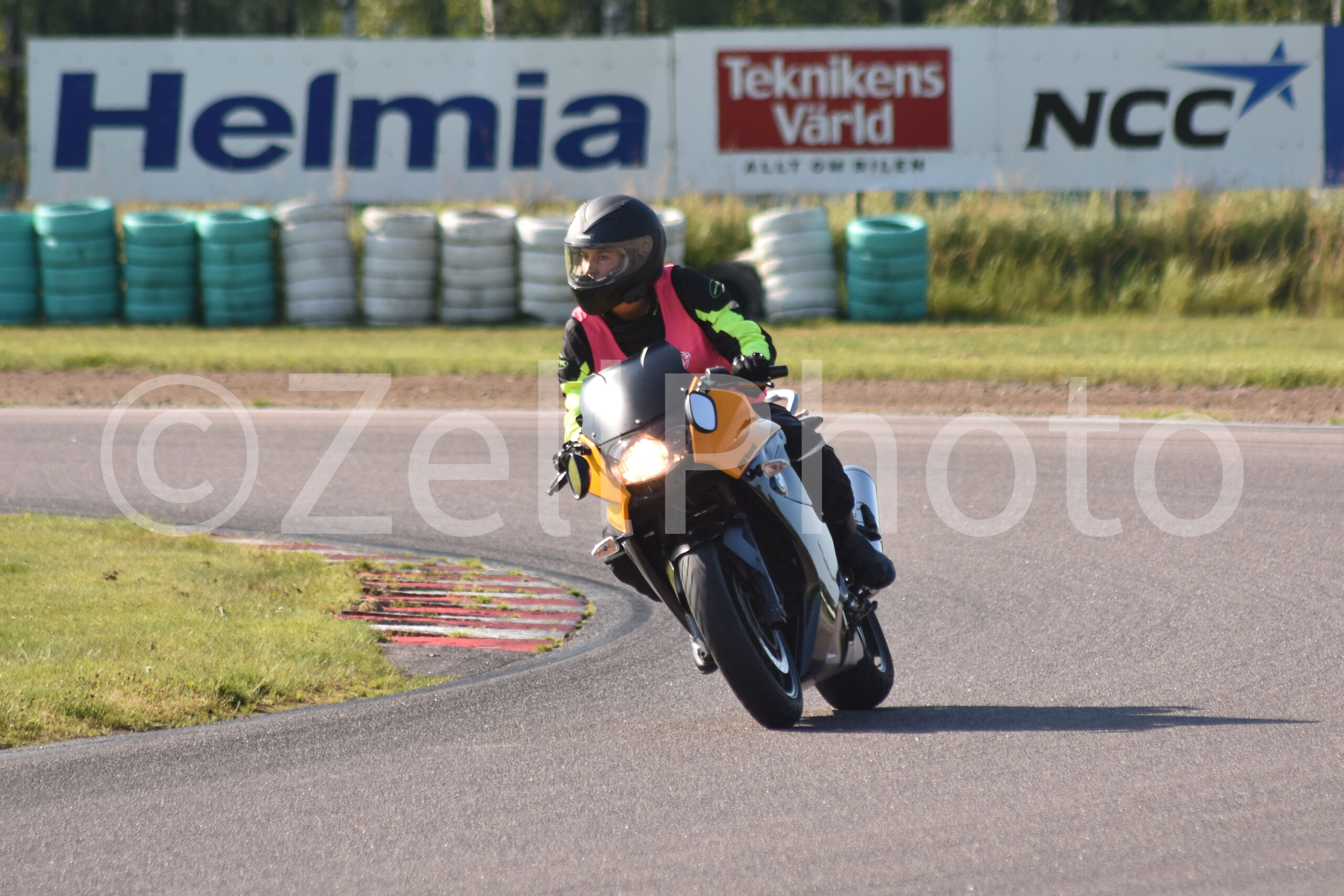 https://zellphoto.se/produkt/3939/