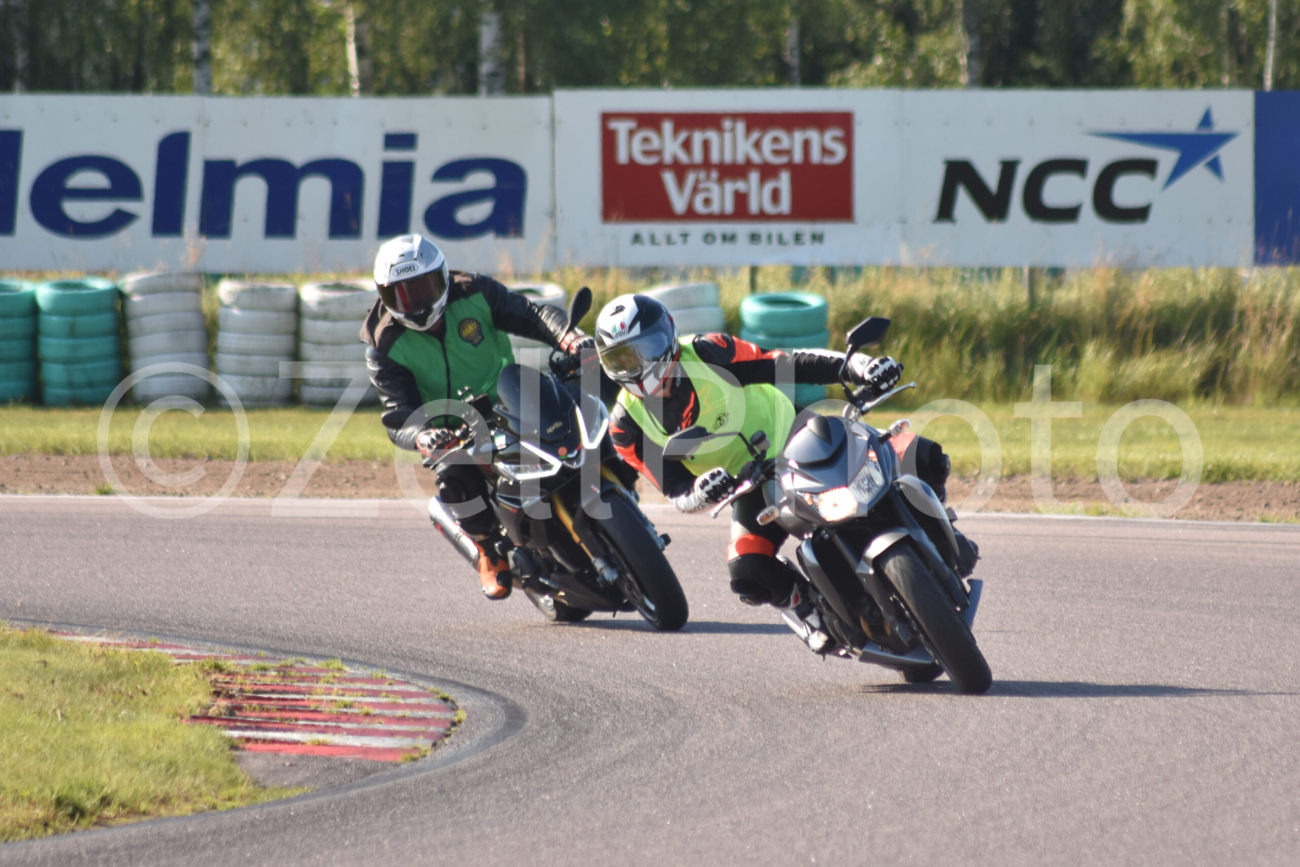 https://zellphoto.se/produkt/3953/