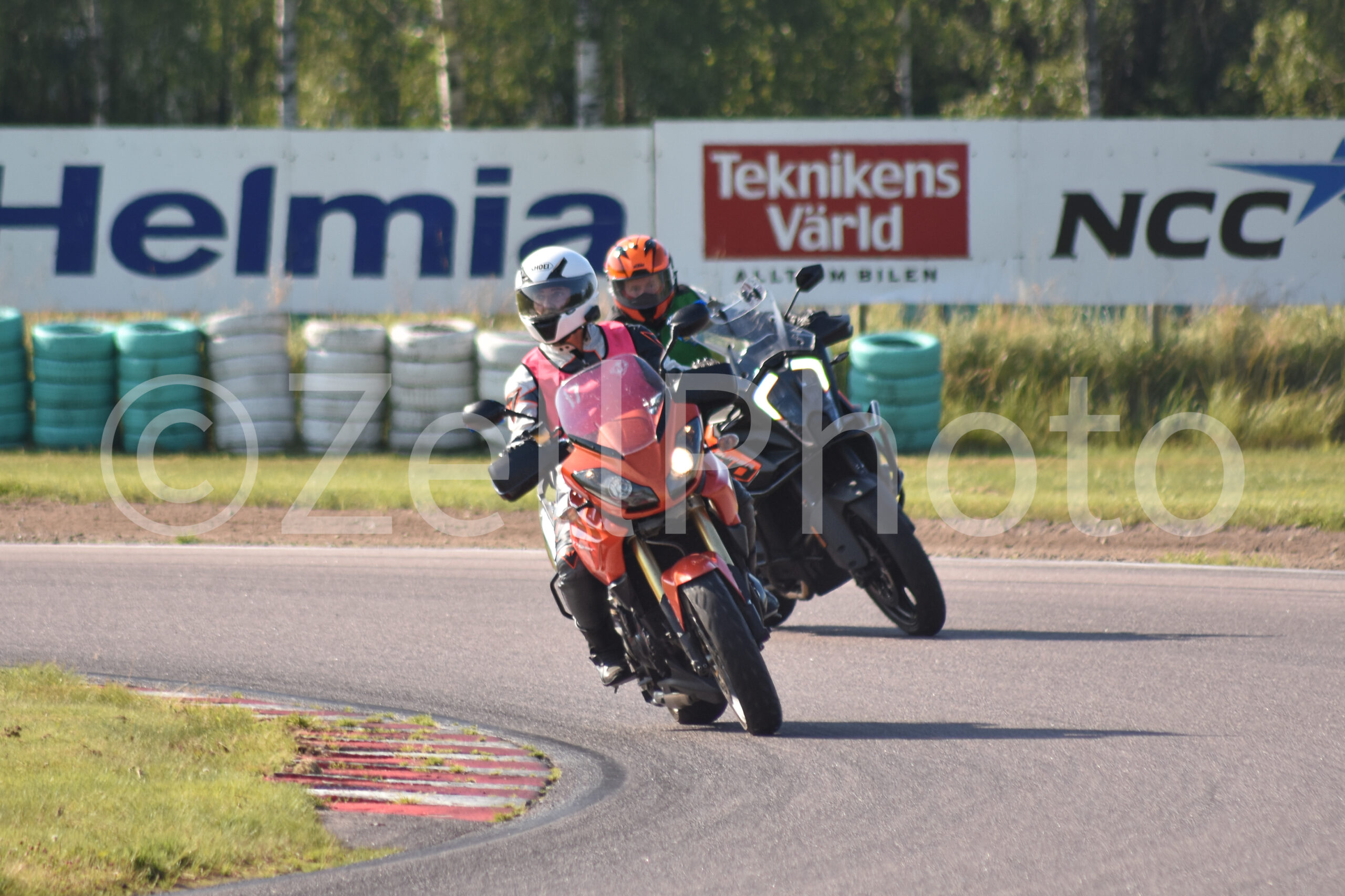 https://zellphoto.se/produkt/4063/