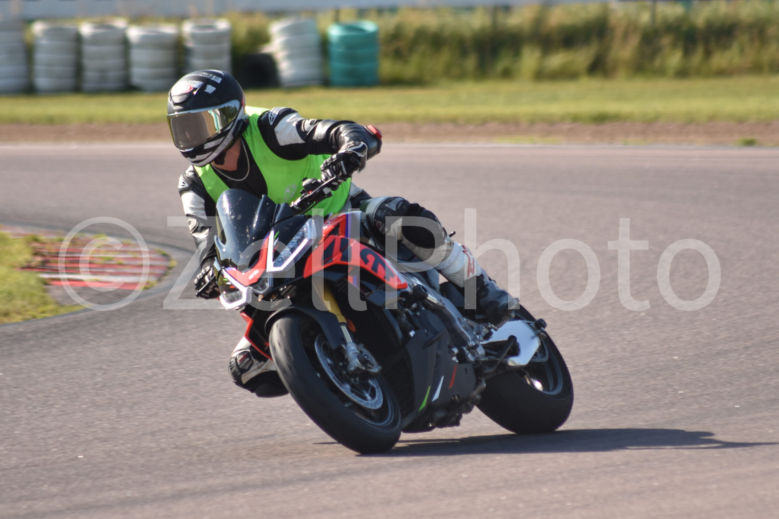 https://zellphoto.se/produkt/4097/