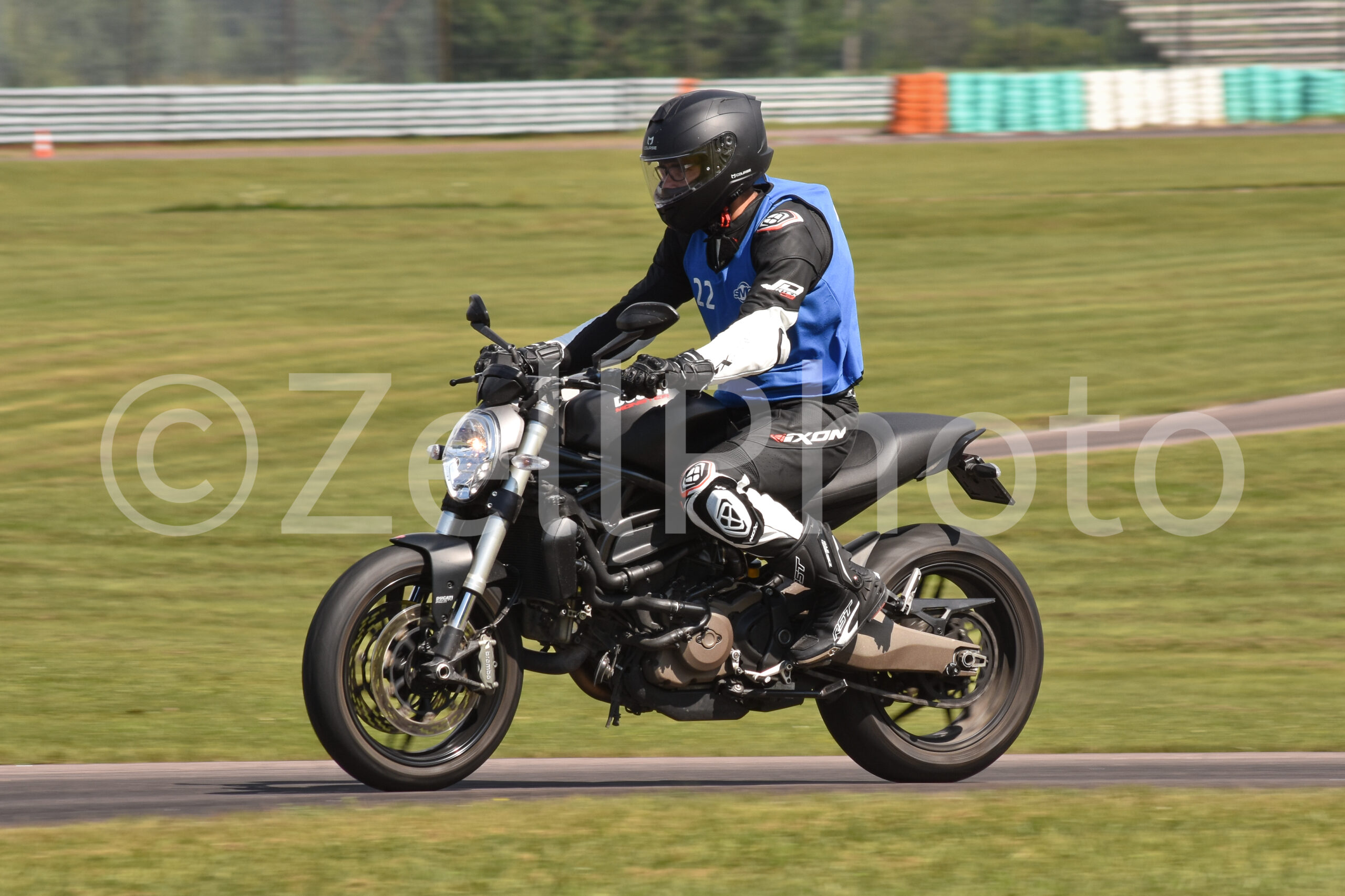 https://zellphoto.se/produkt/5687/