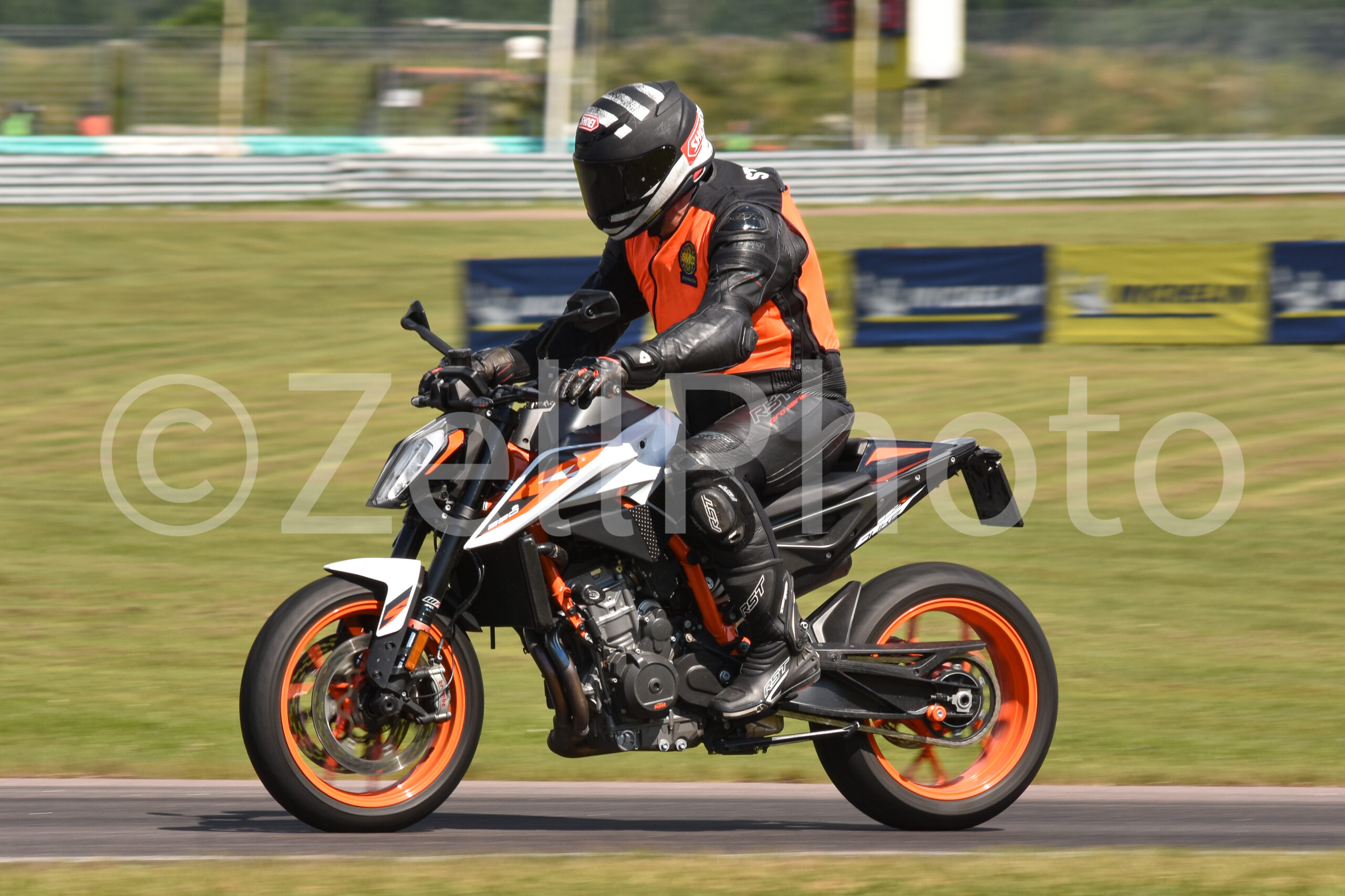https://zellphoto.se/produkt/5807/