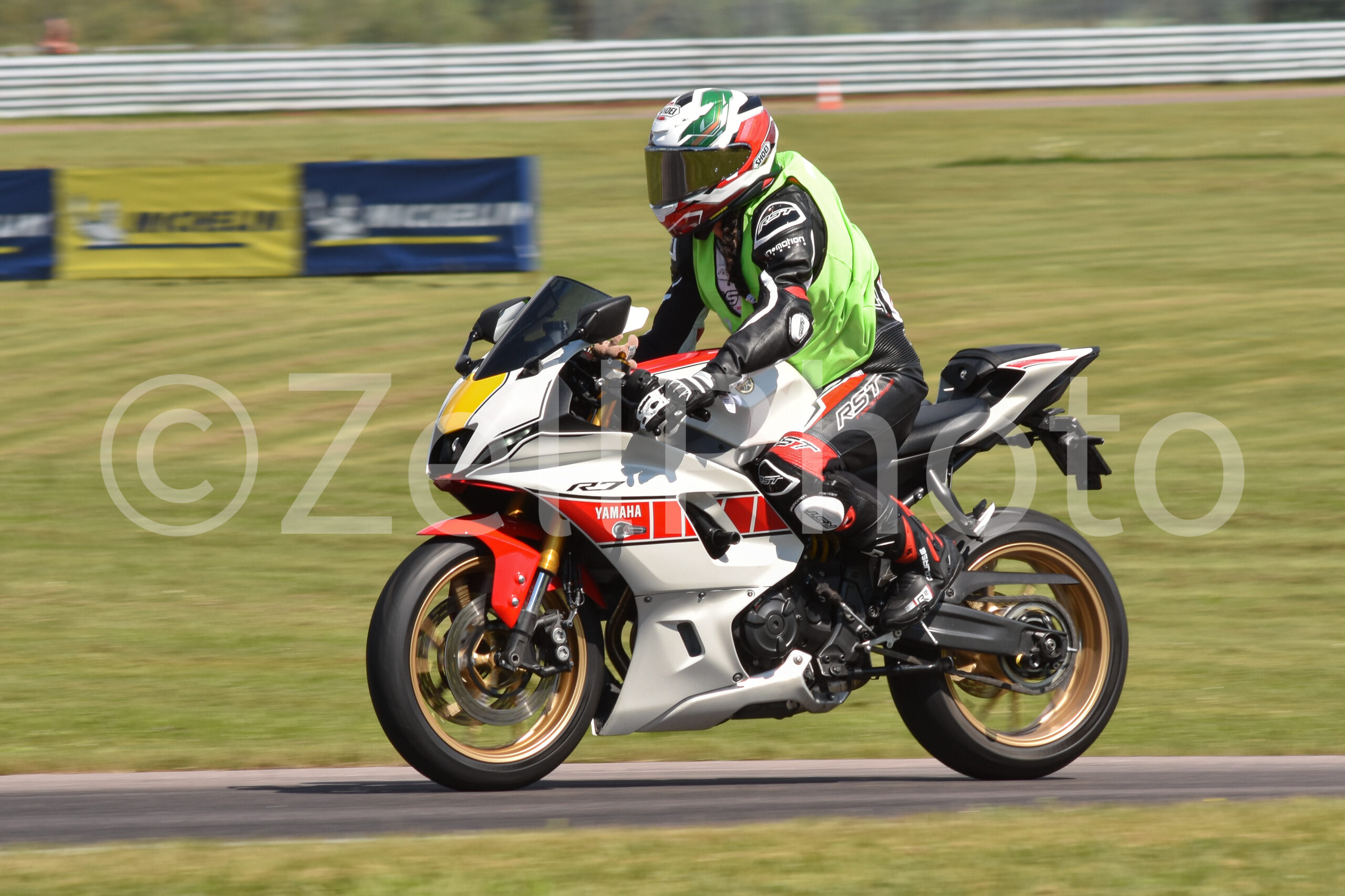 https://zellphoto.se/produkt/5845/