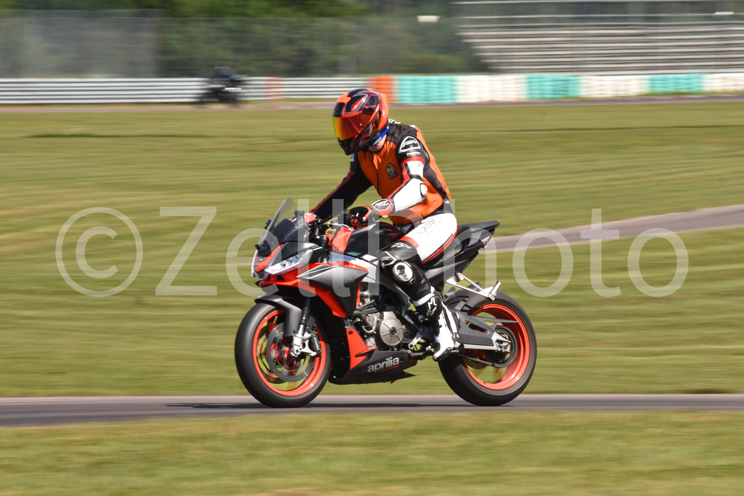 https://zellphoto.se/produkt/5941/