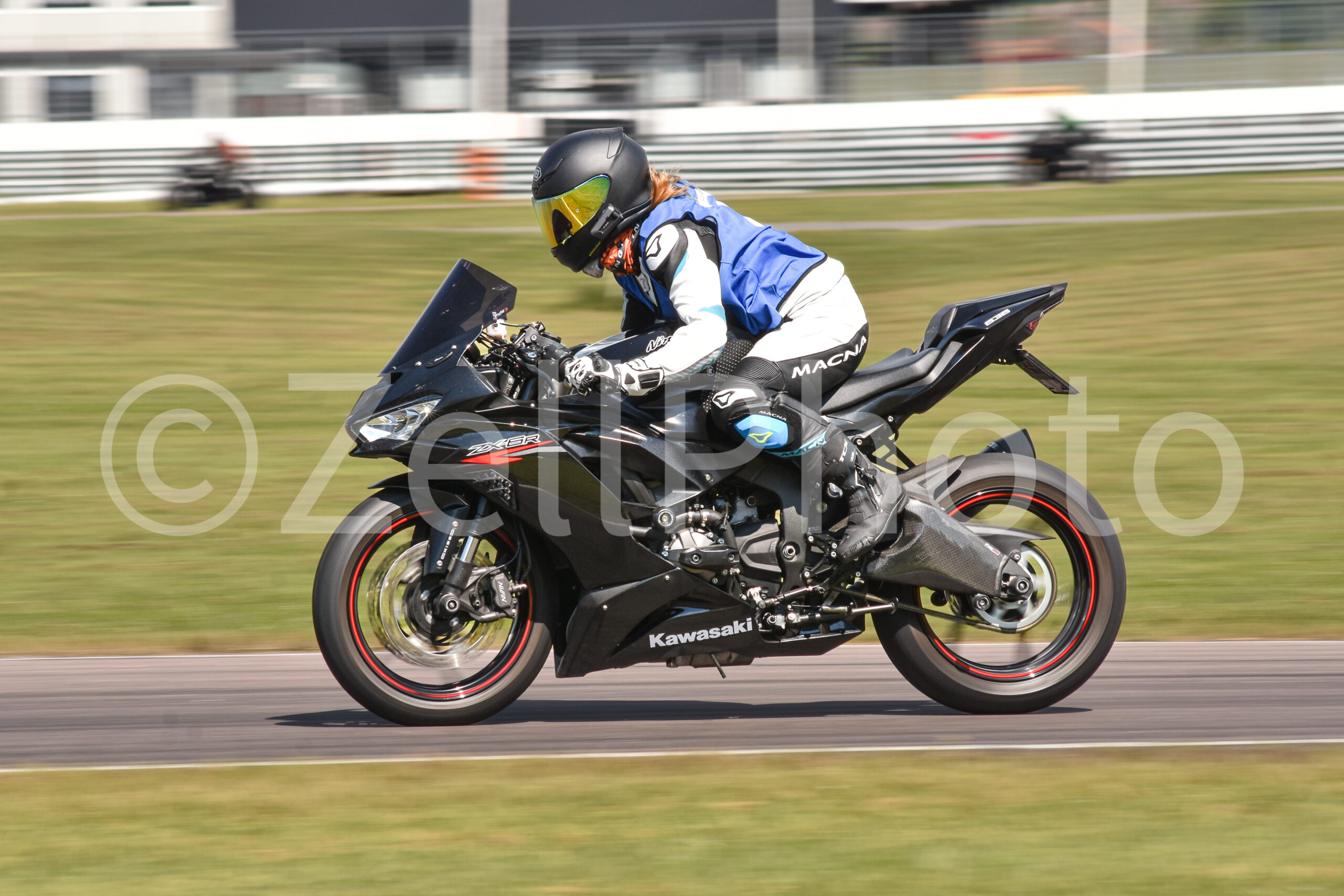 https://zellphoto.se/produkt/6011/