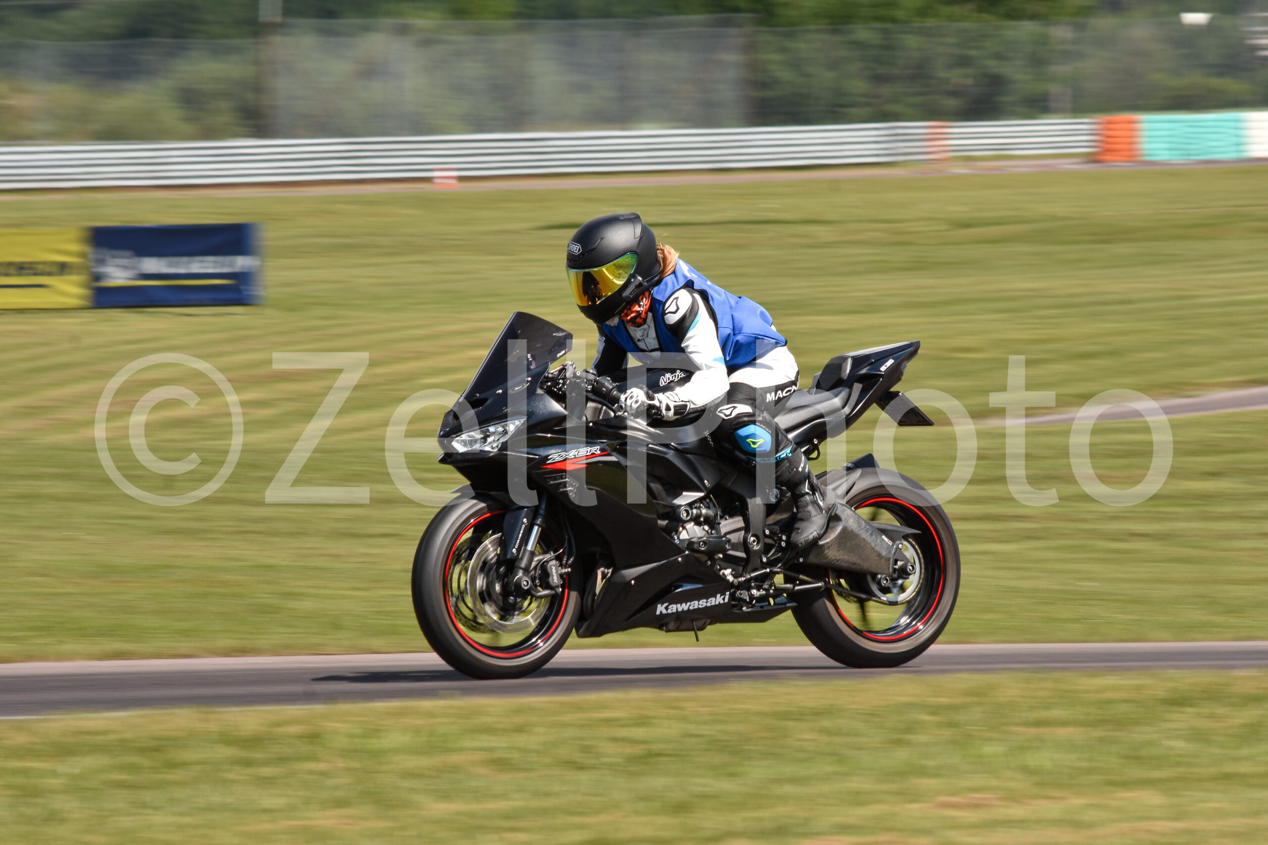 https://zellphoto.se/produkt/6080/