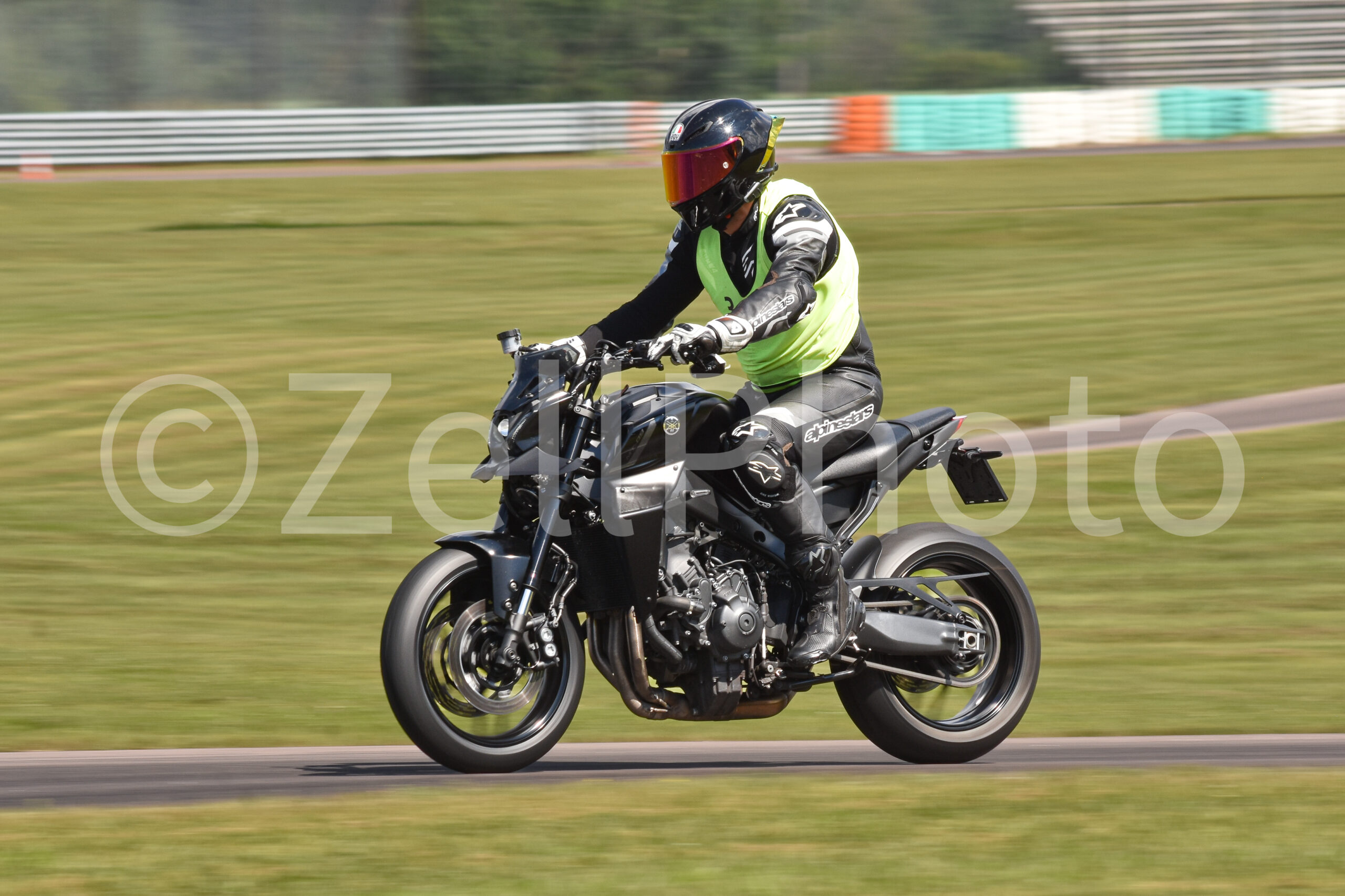 https://zellphoto.se/produkt/6087/