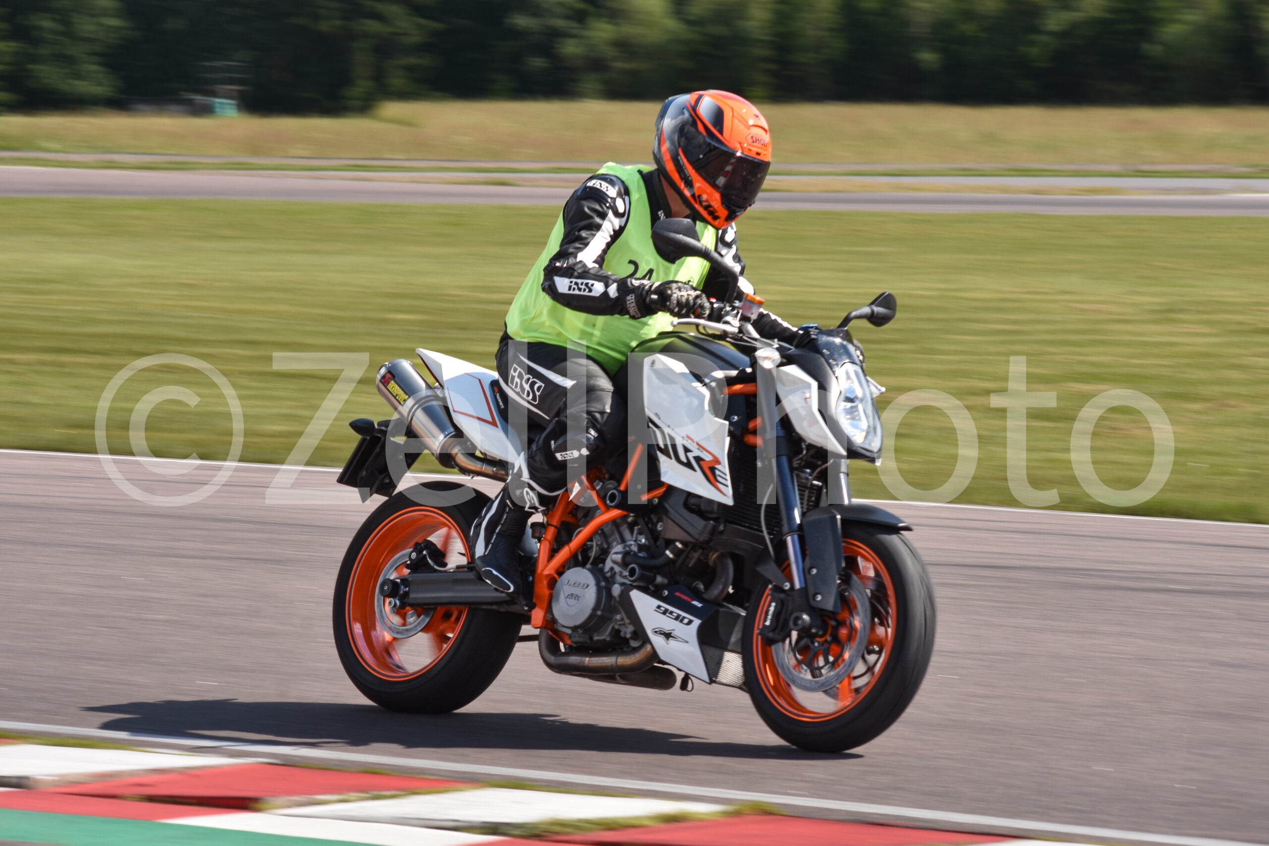 https://zellphoto.se/produkt/8191/