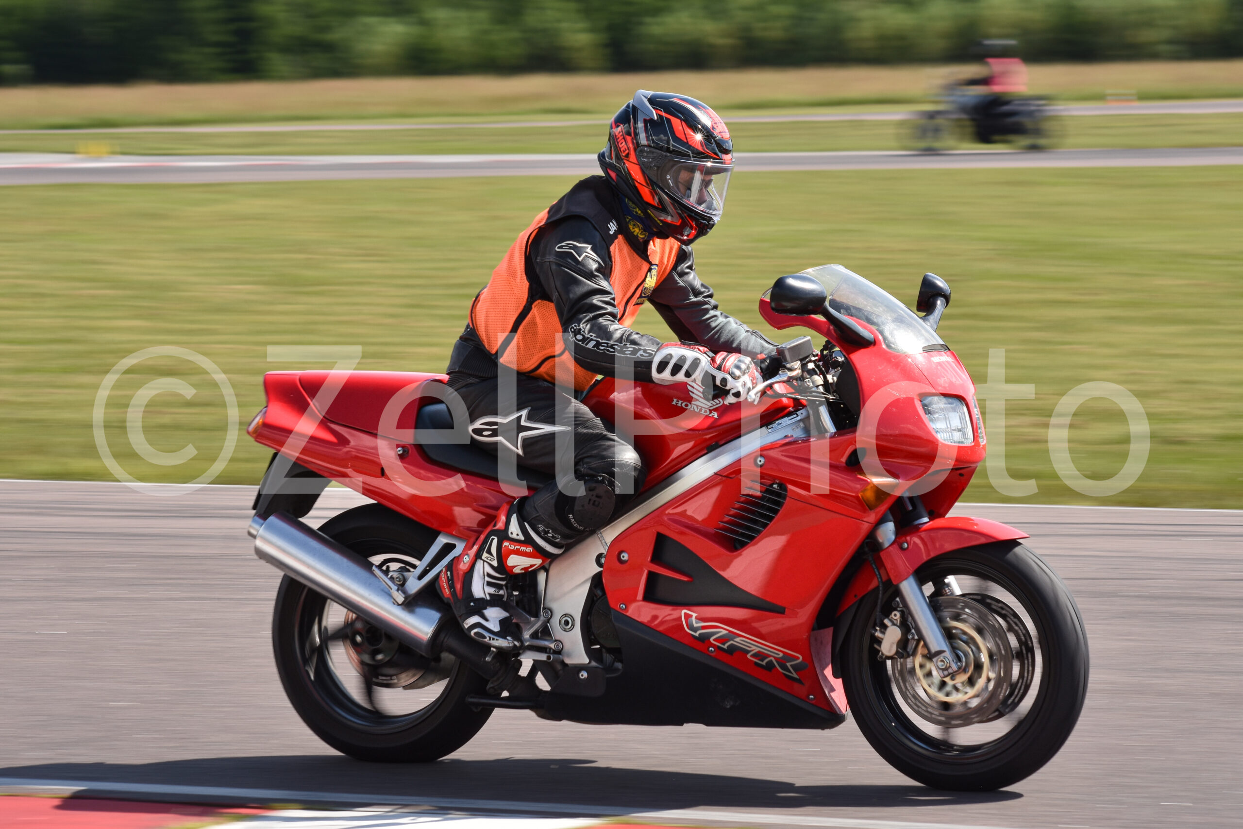 https://zellphoto.se/produkt/8199/