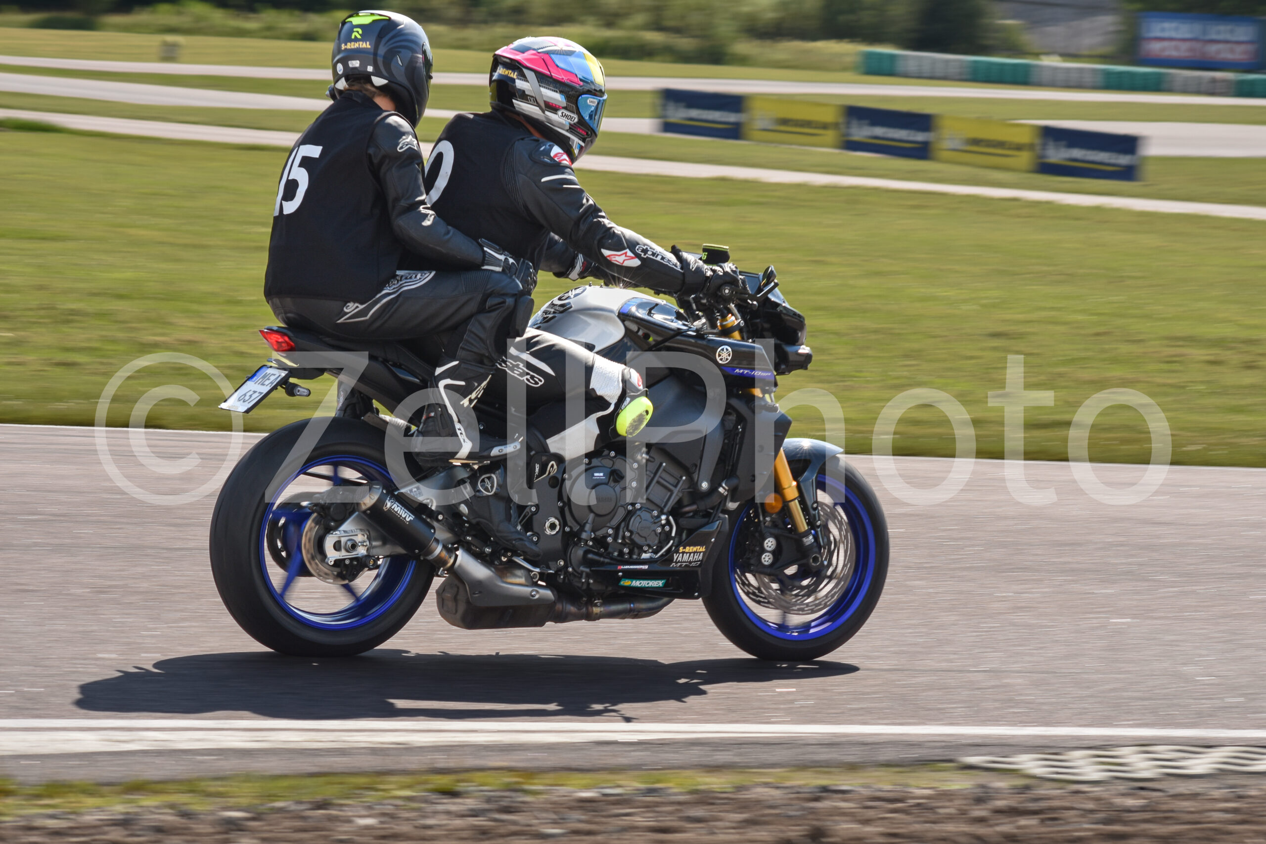 https://zellphoto.se/produkt/8217/
