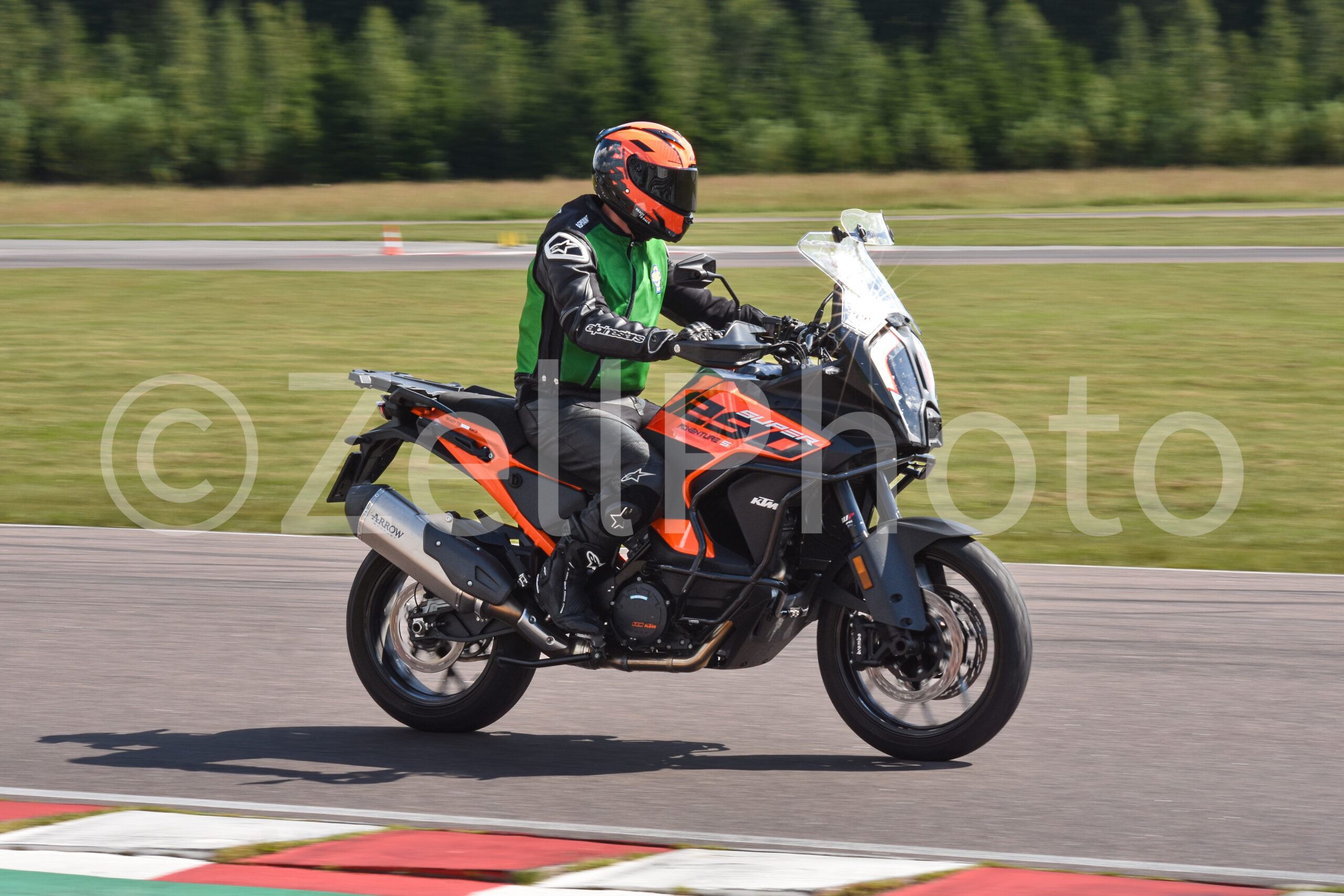 https://zellphoto.se/produkt/8263/
