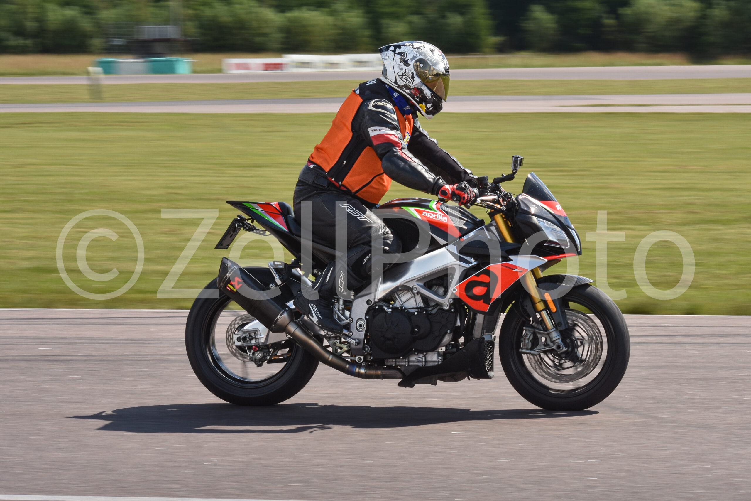 https://zellphoto.se/produkt/8267/