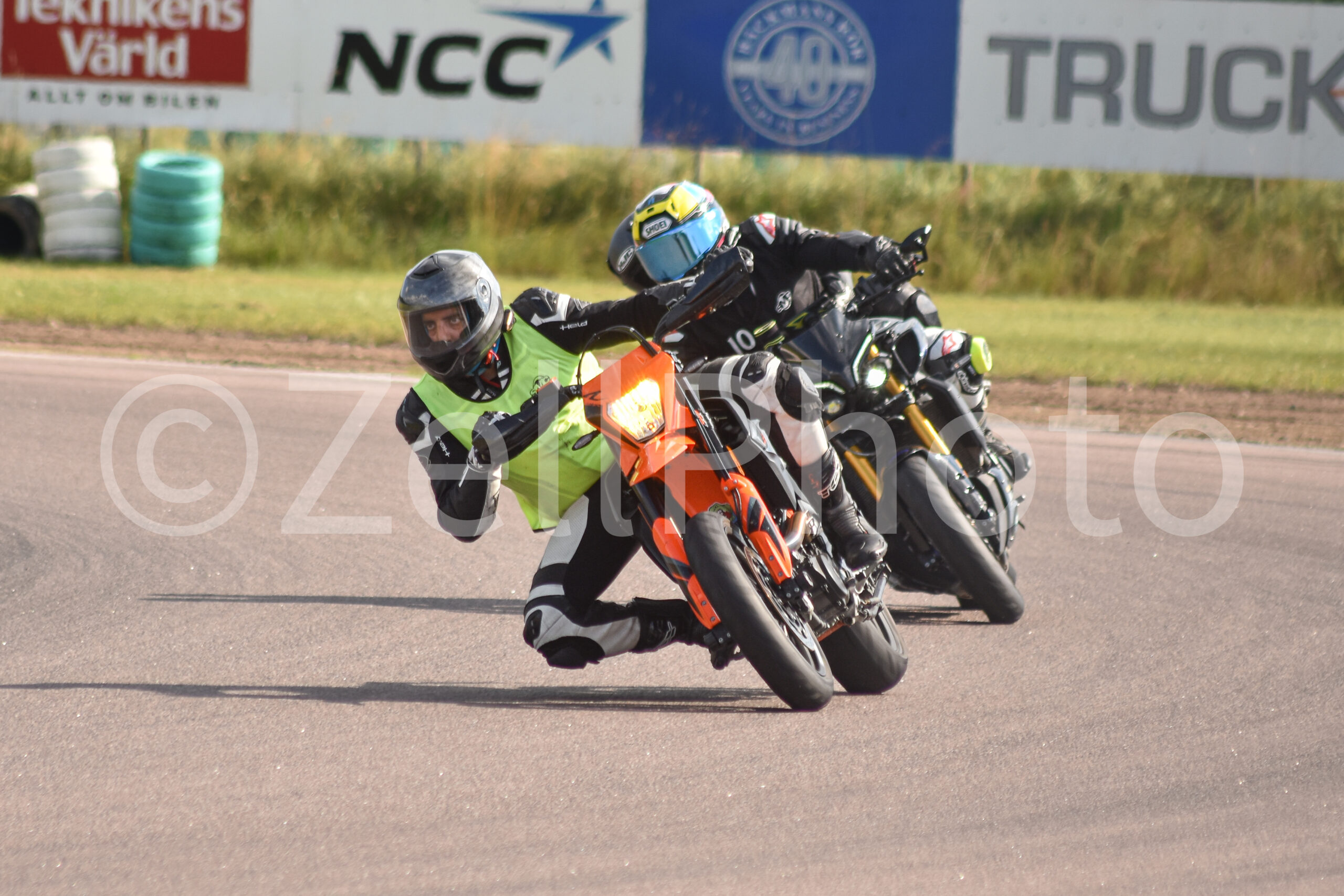 https://zellphoto.se/produkt/8504/
