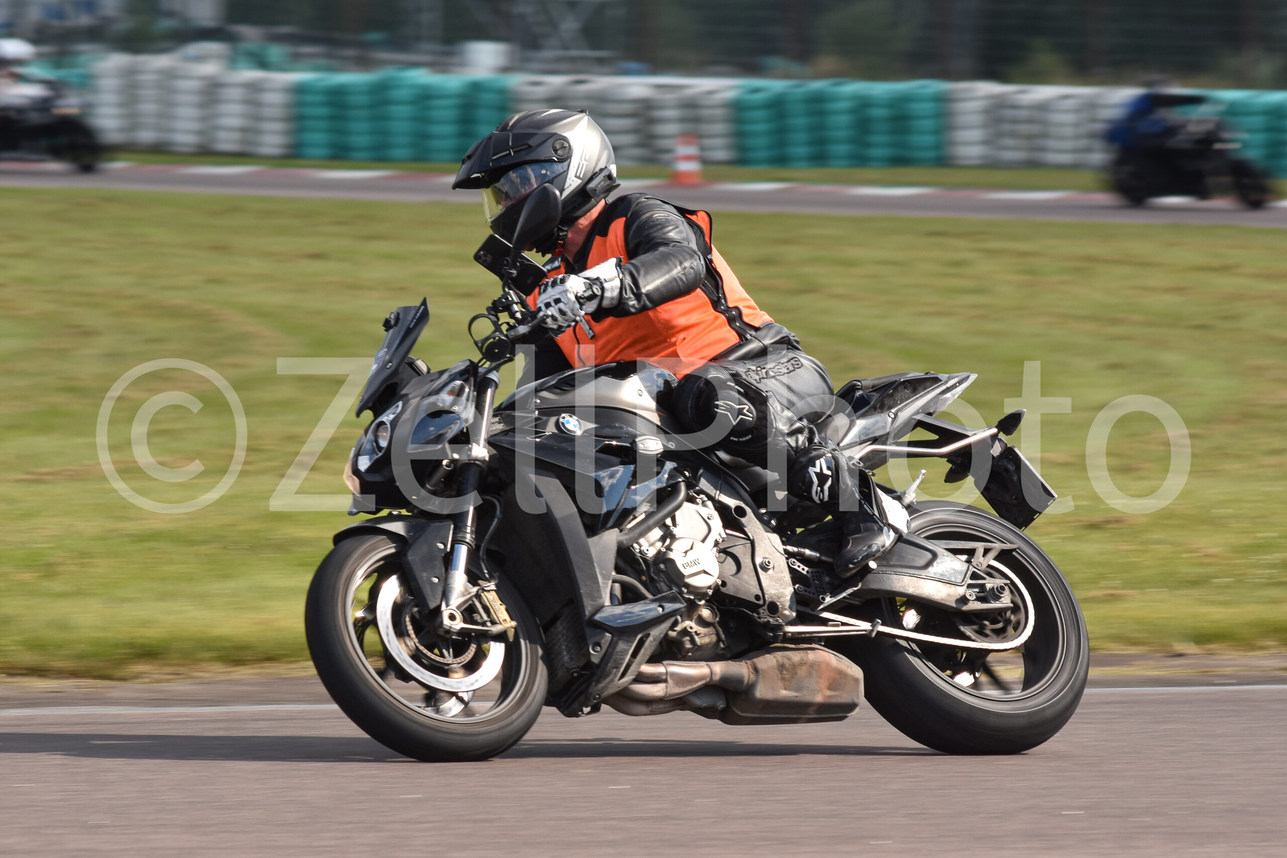 https://zellphoto.se/produkt/8704/