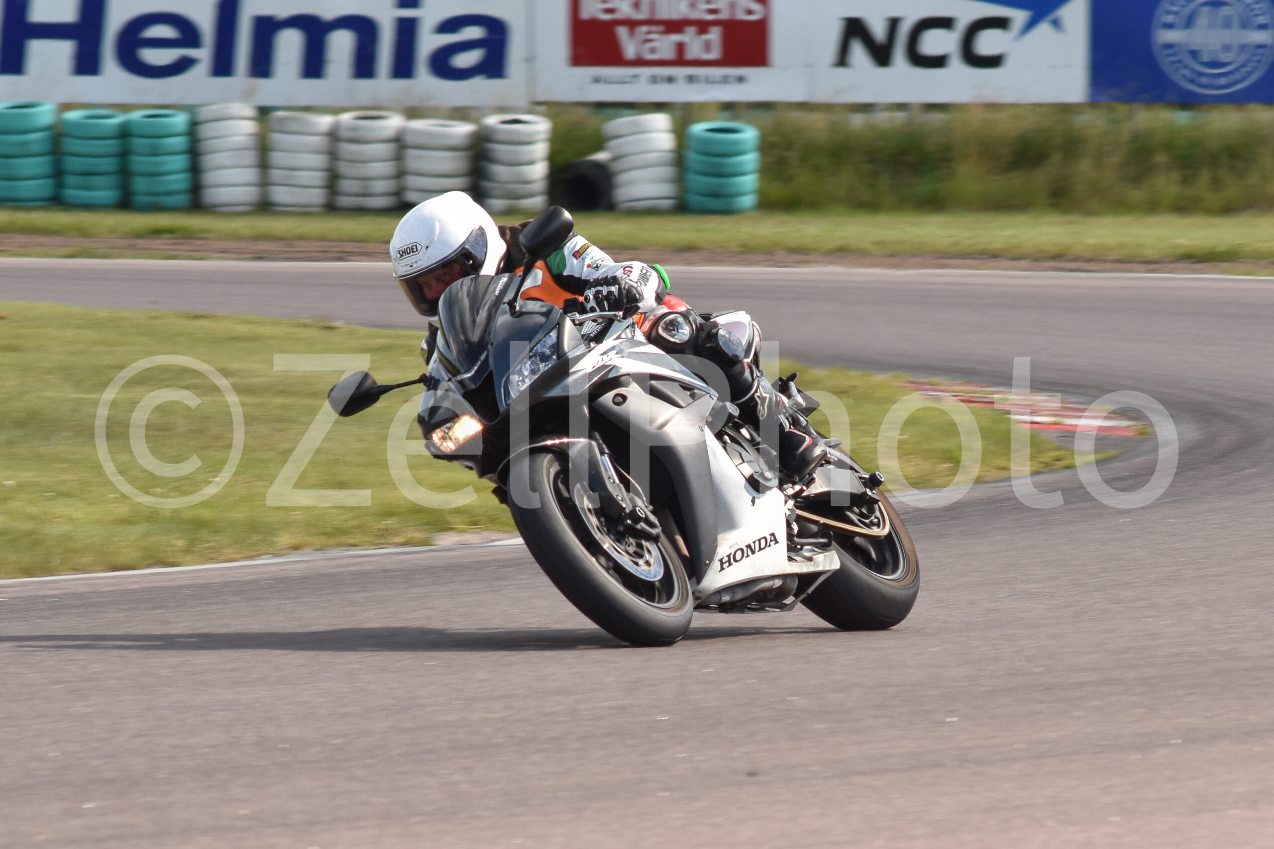 https://zellphoto.se/produkt/8708/