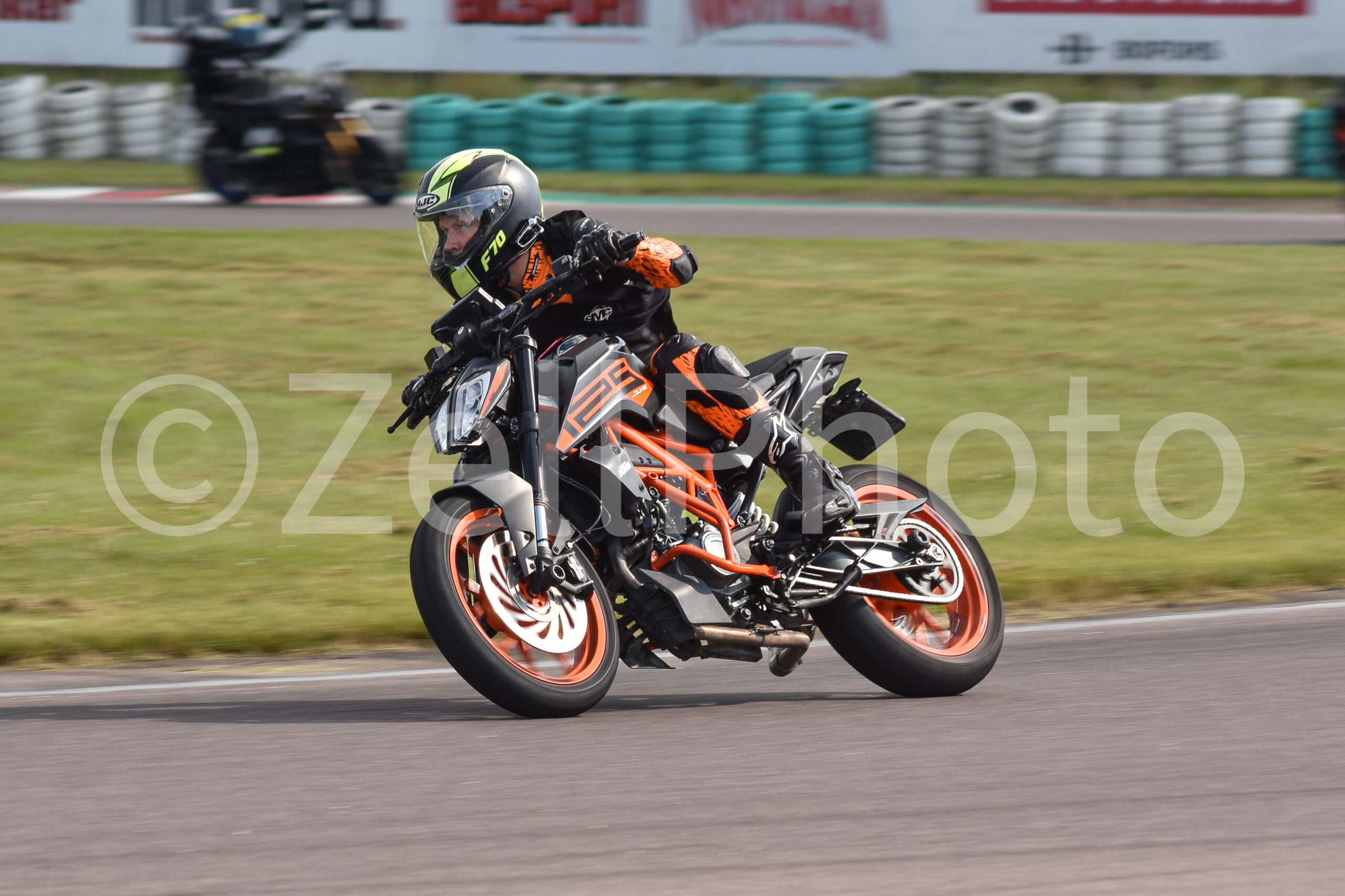 https://zellphoto.se/produkt/8716/