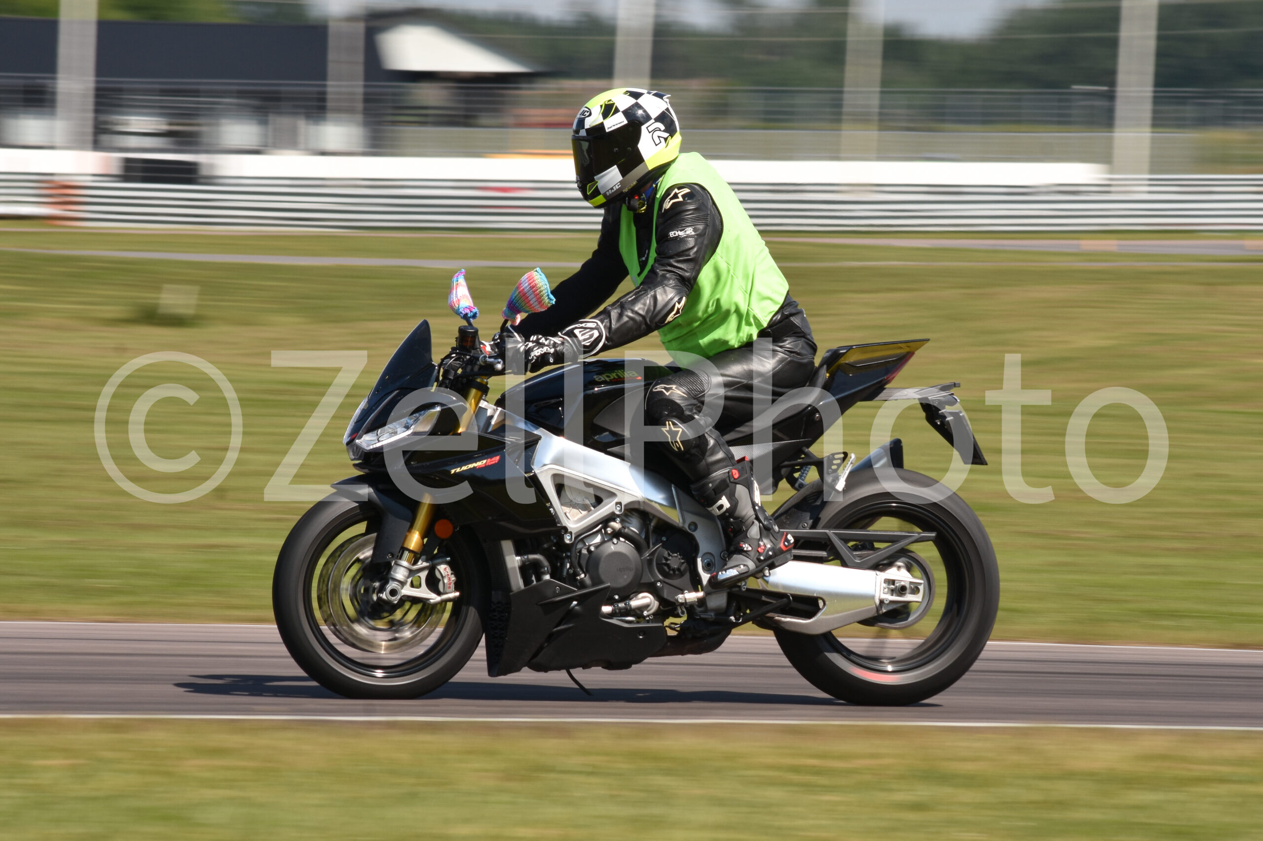 https://zellphoto.se/produkt/4886/