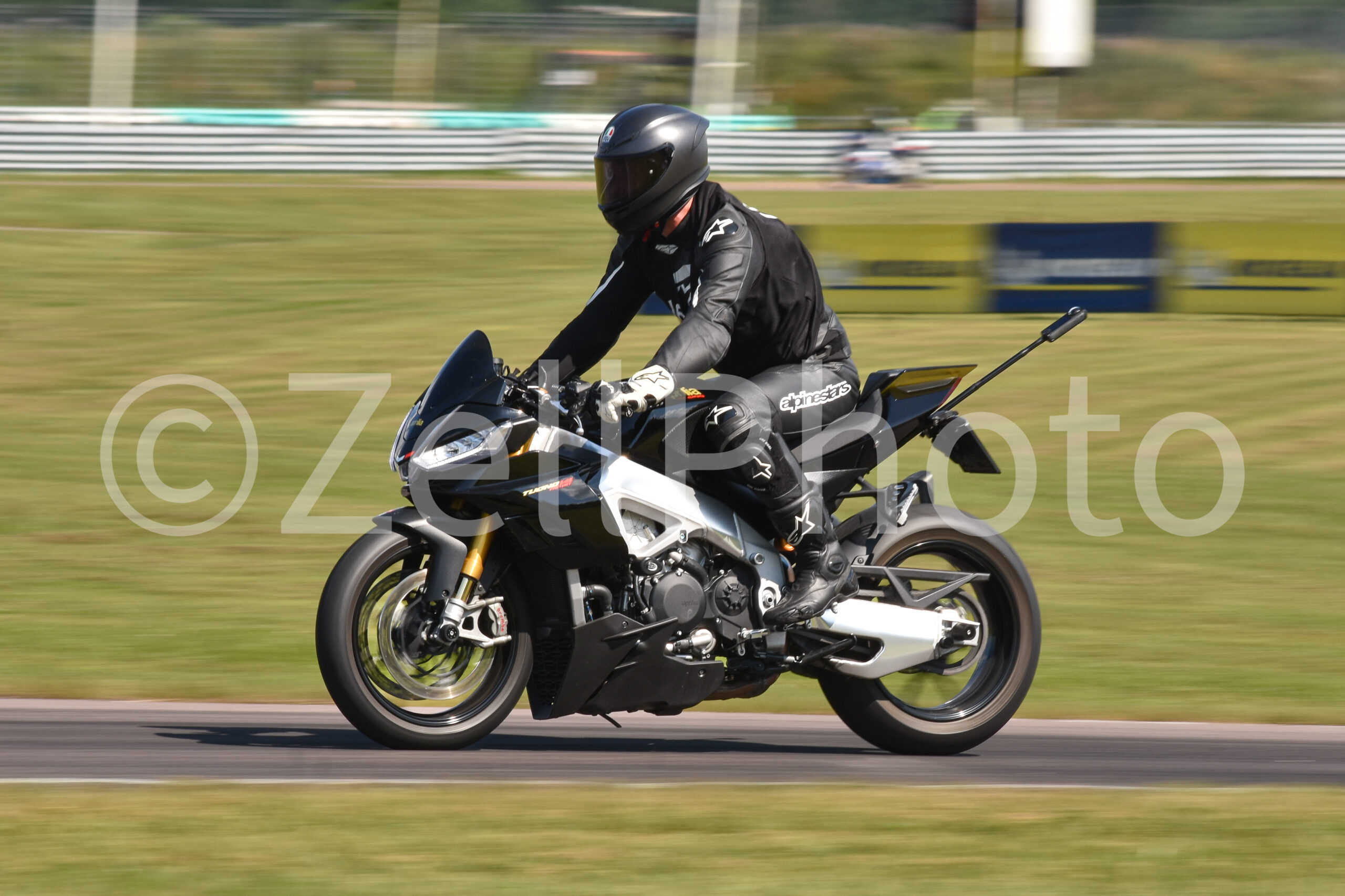 https://zellphoto.se/produkt/4975/