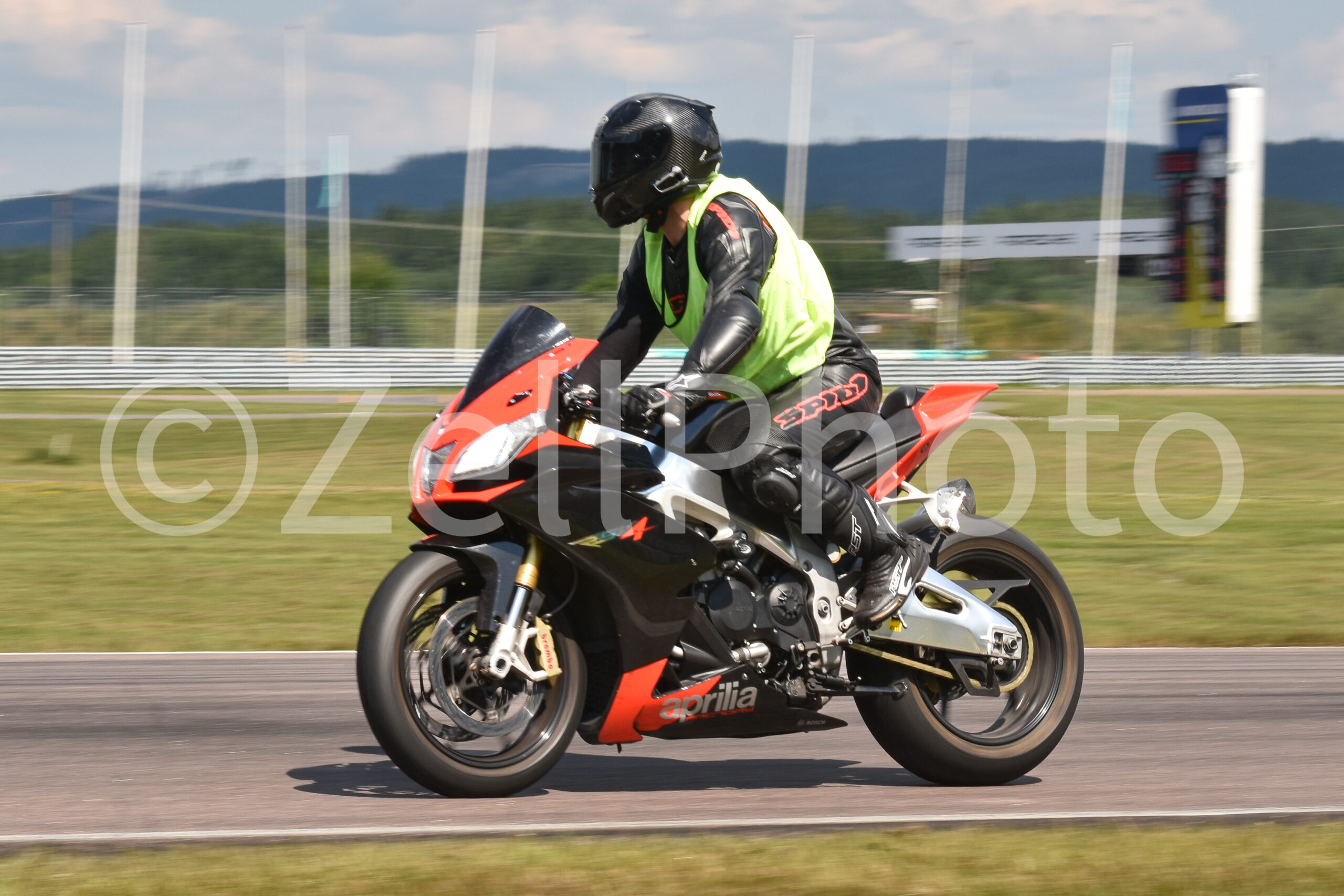 https://zellphoto.se/produkt/6911/