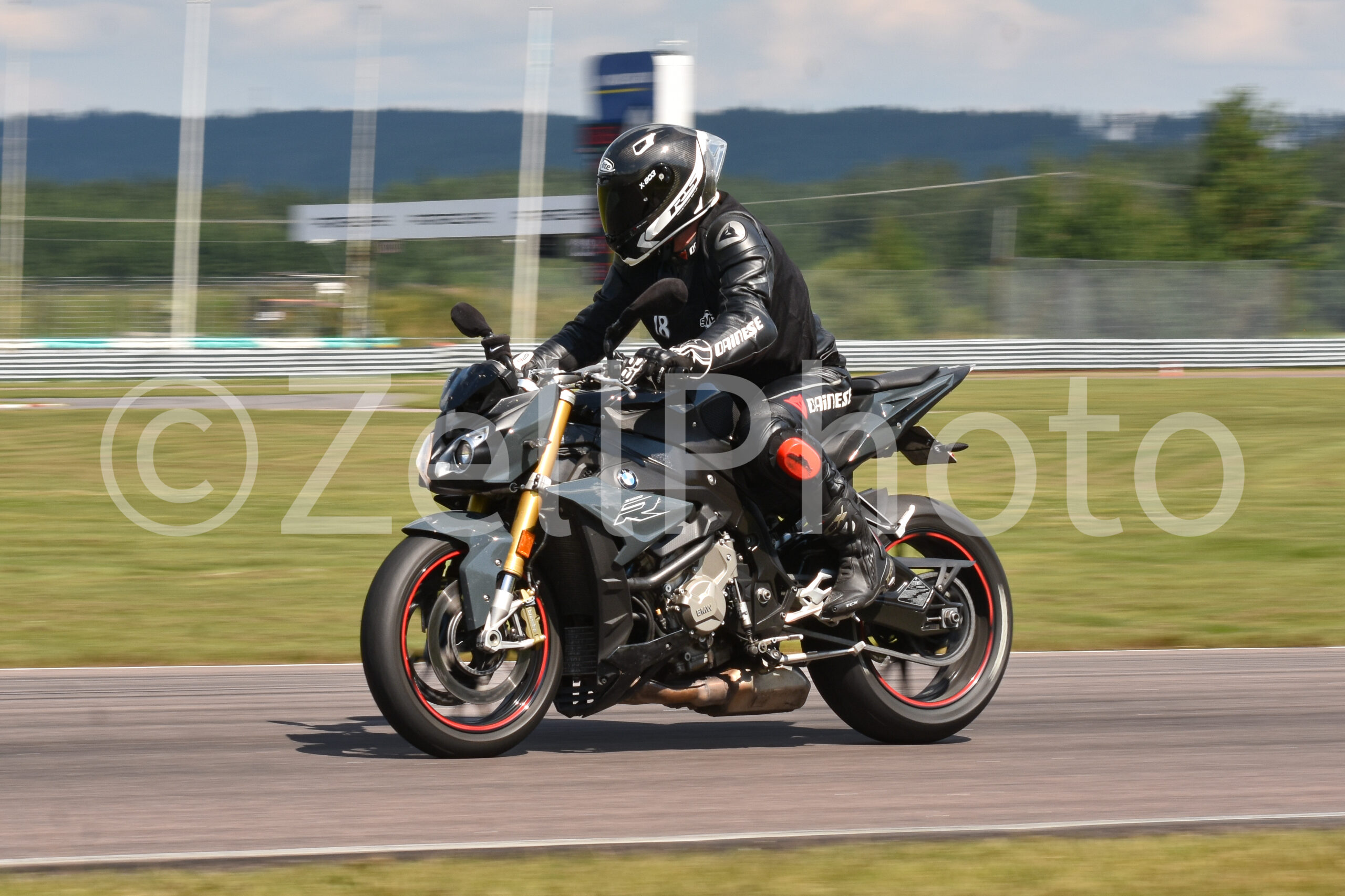 https://zellphoto.se/produkt/6933/