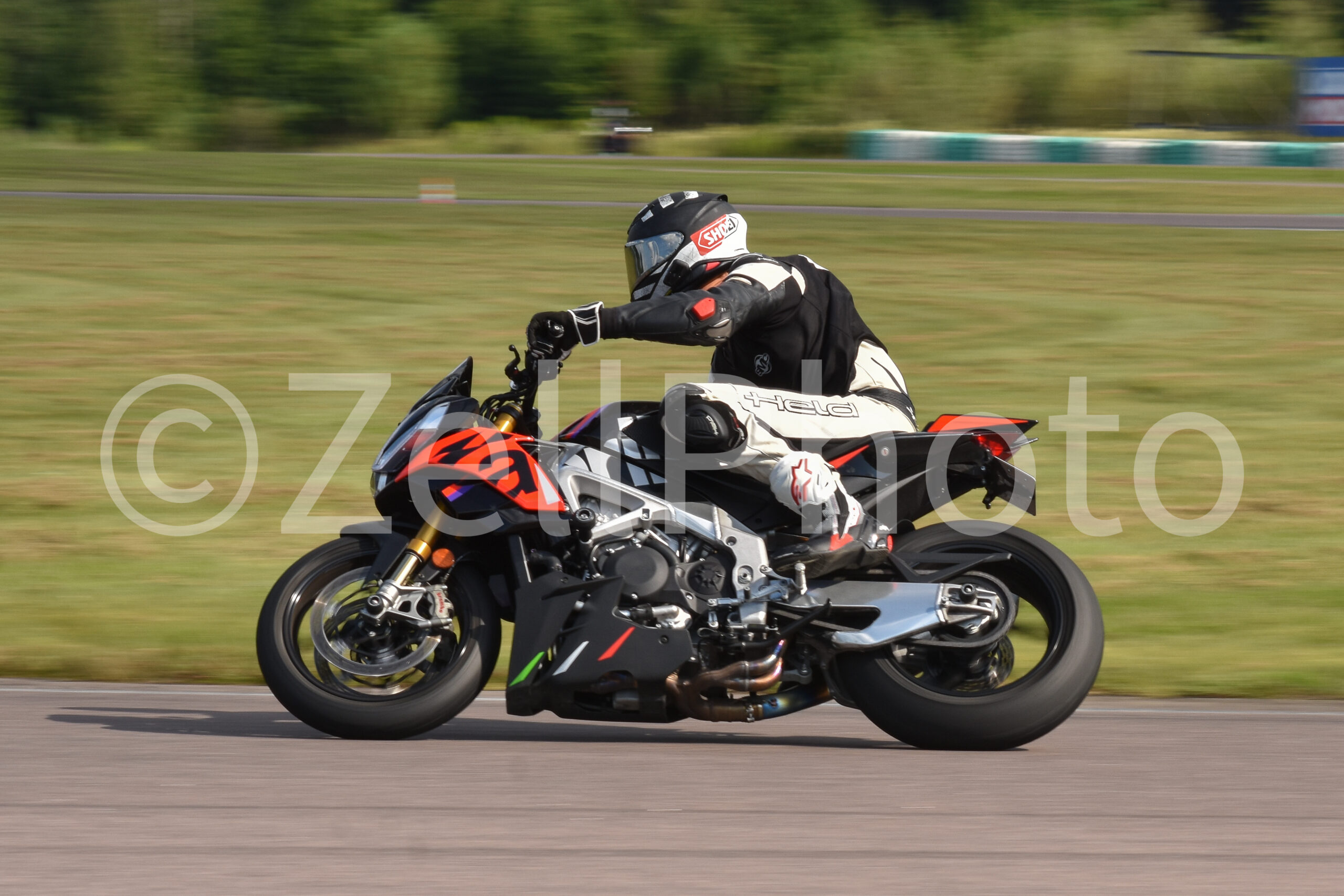 https://zellphoto.se/produkt/8851/