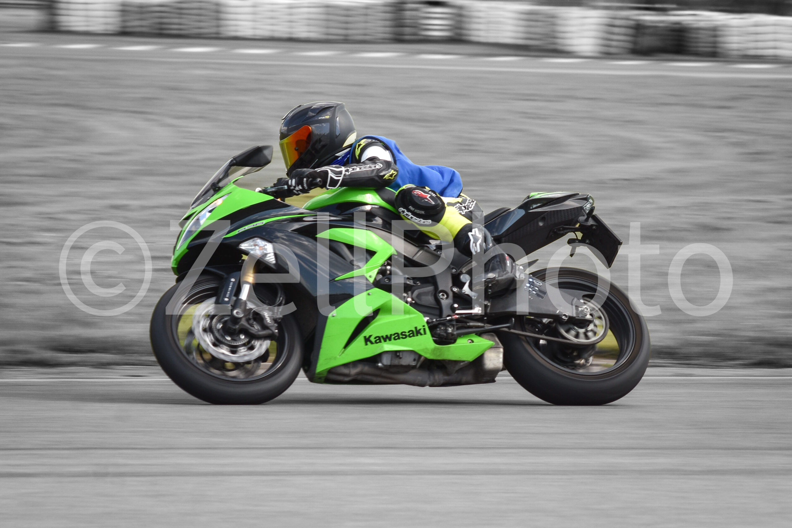 https://zellphoto.se/produkt/8888/