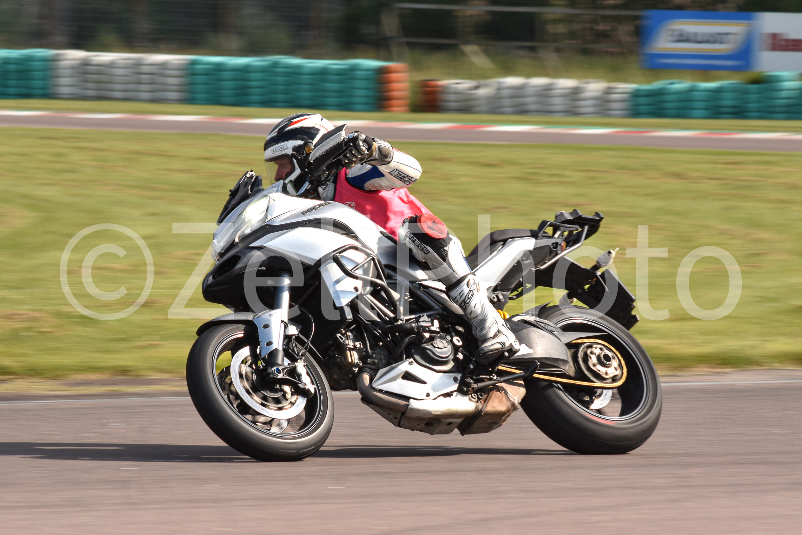 https://zellphoto.se/produkt/8996/