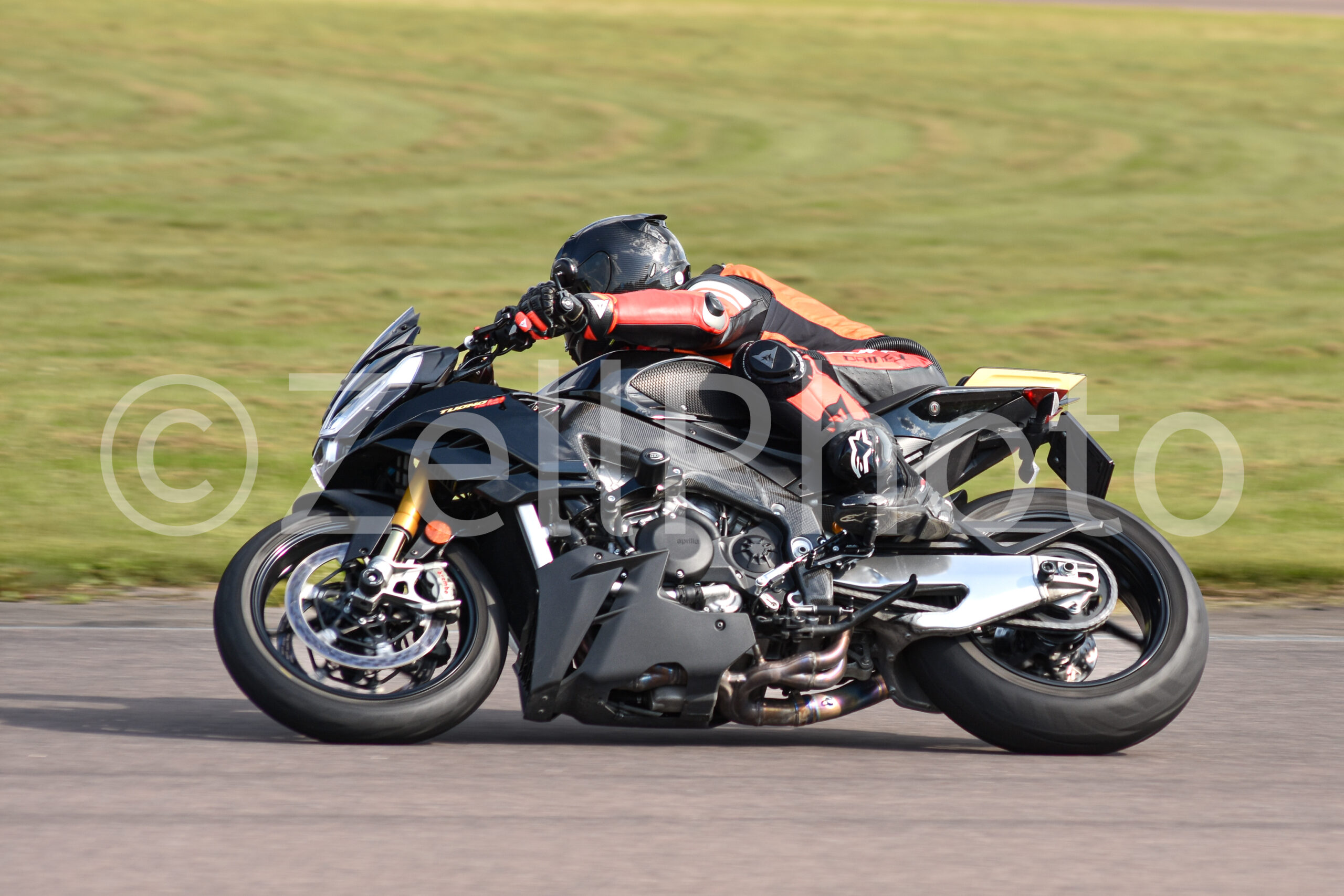 https://zellphoto.se/produkt/9133/