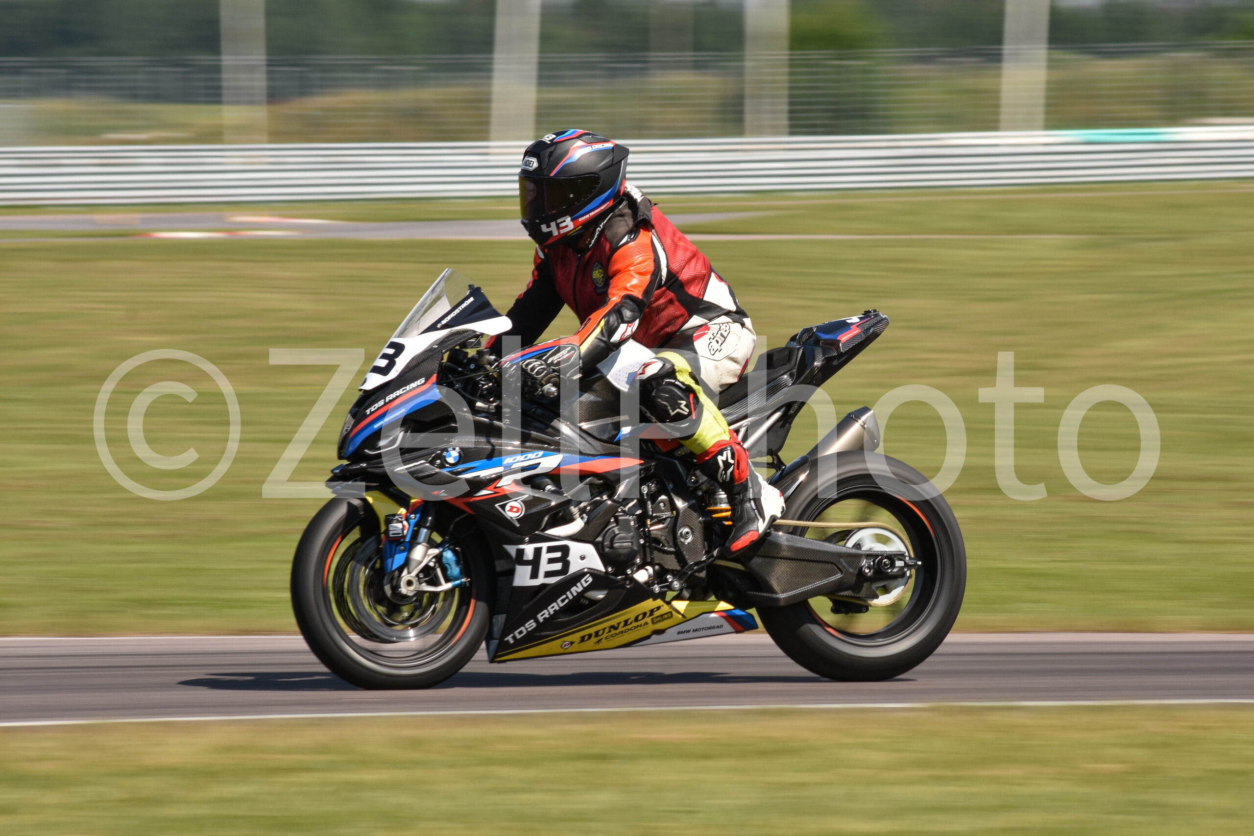 https://zellphoto.se/produkt/5219/