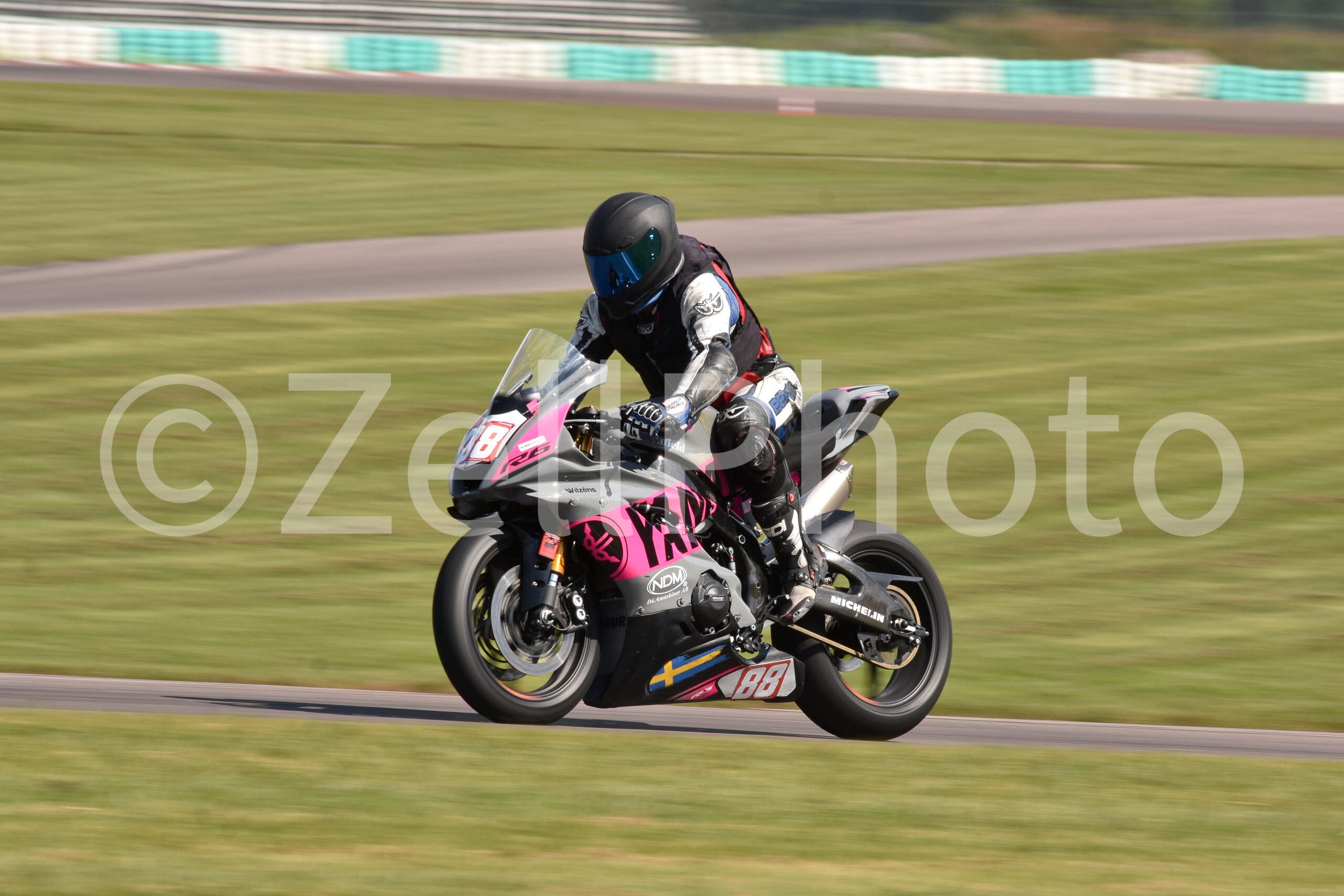 https://zellphoto.se/produkt/5291/