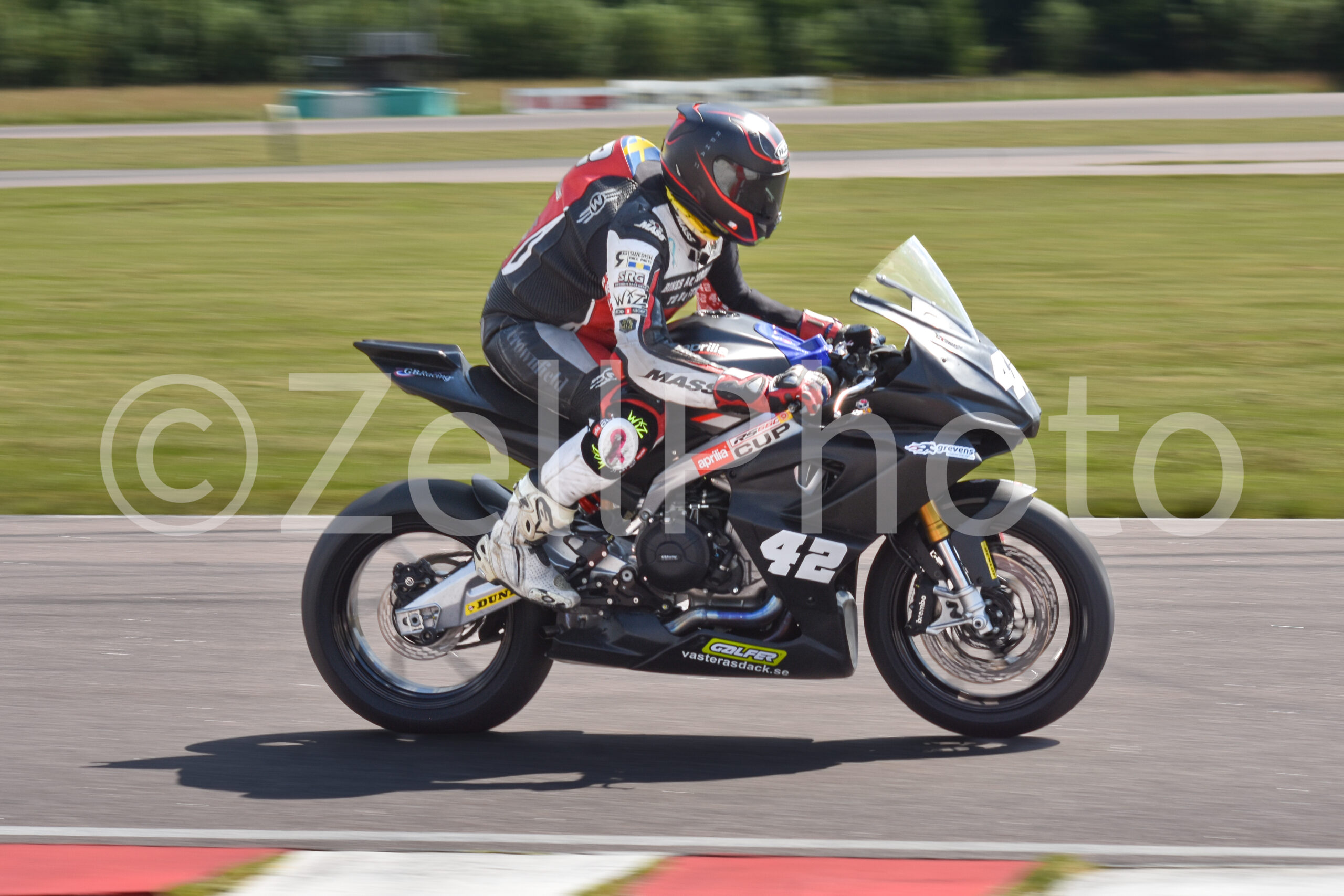 https://zellphoto.se/produkt/7935/