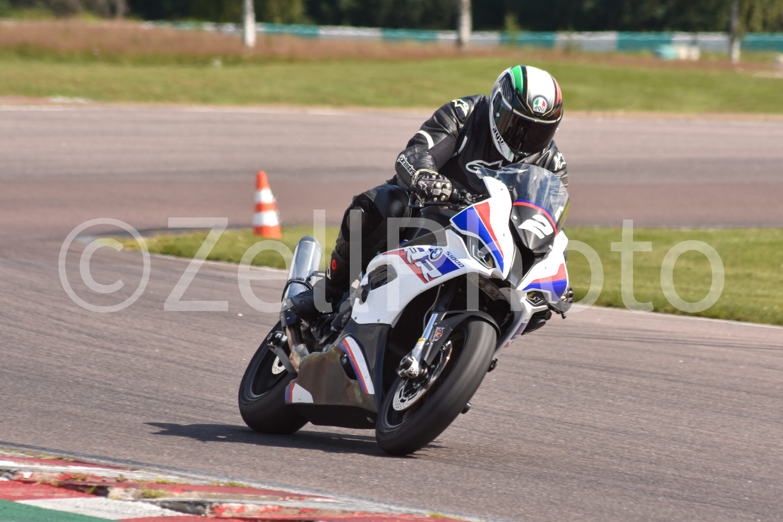 https://zellphoto.se/produkt/8035/