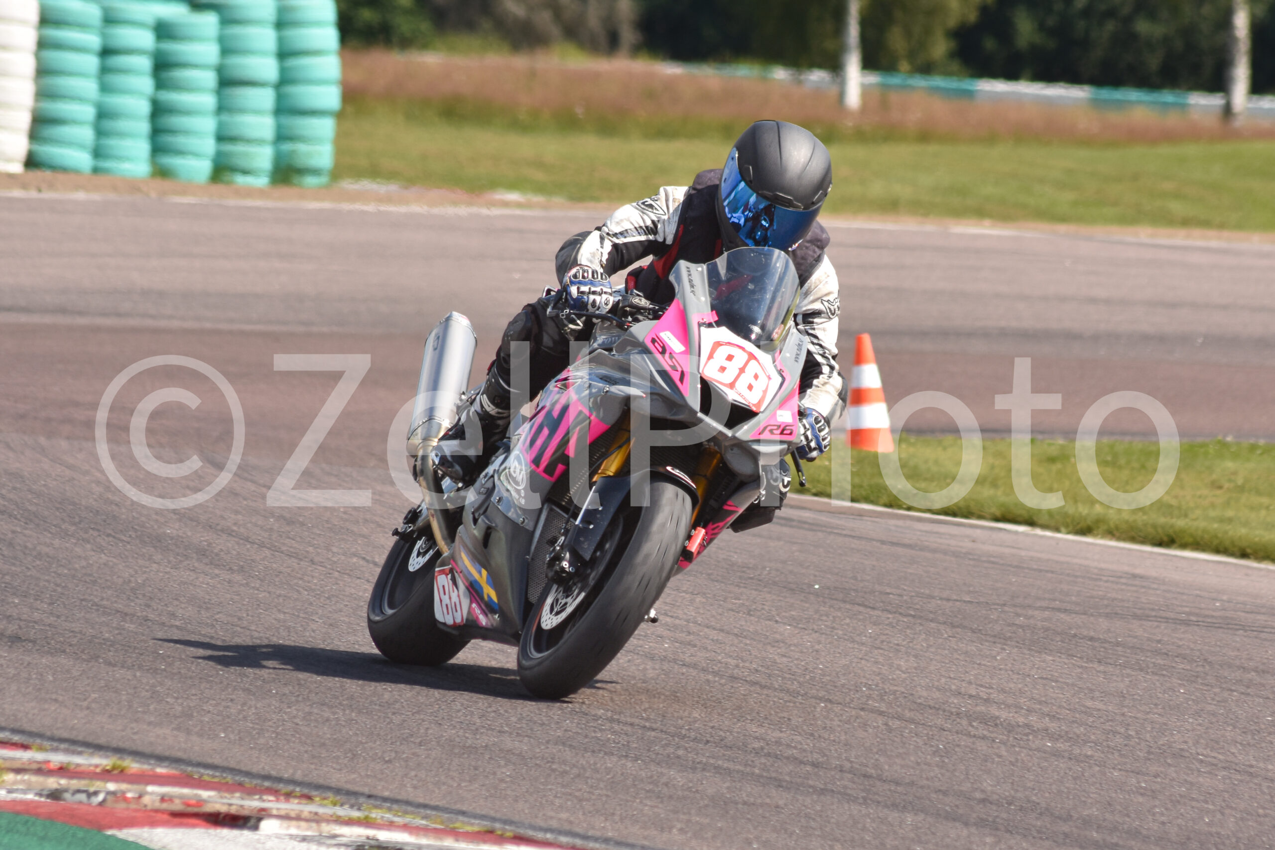 https://zellphoto.se/produkt/8052/