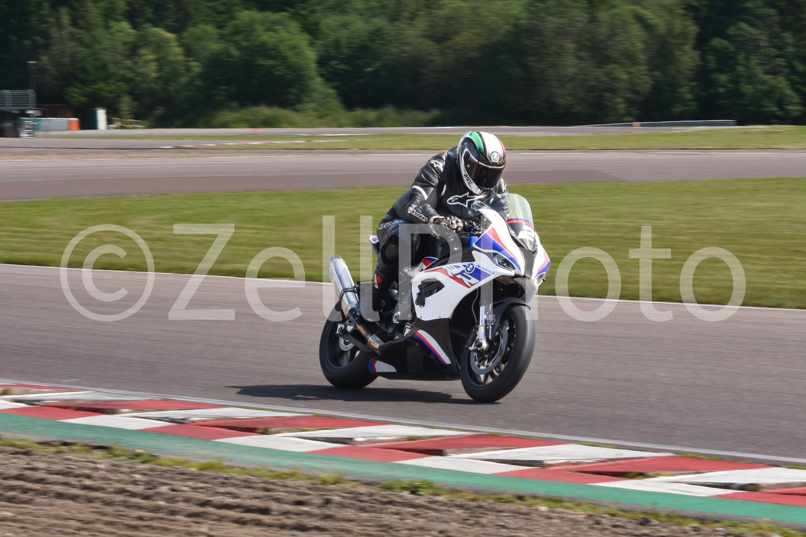 https://zellphoto.se/produkt/8139/
