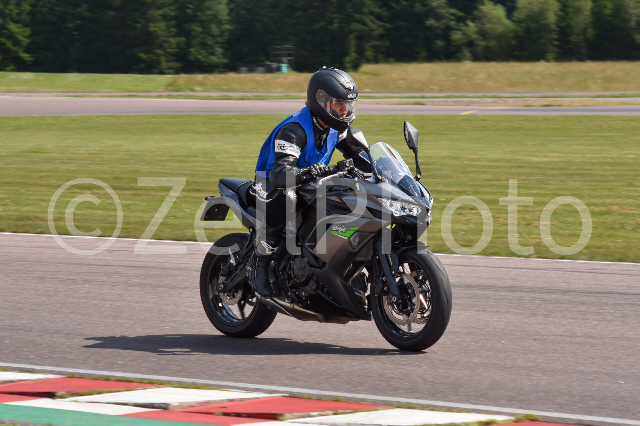 https://zellphoto.se/produkt/0701/