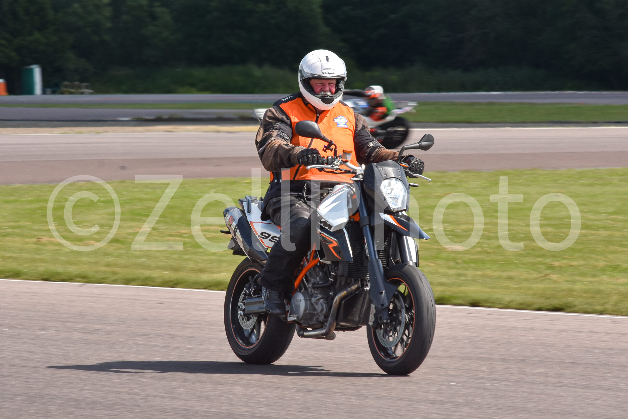 https://zellphoto.se/produkt/0944/