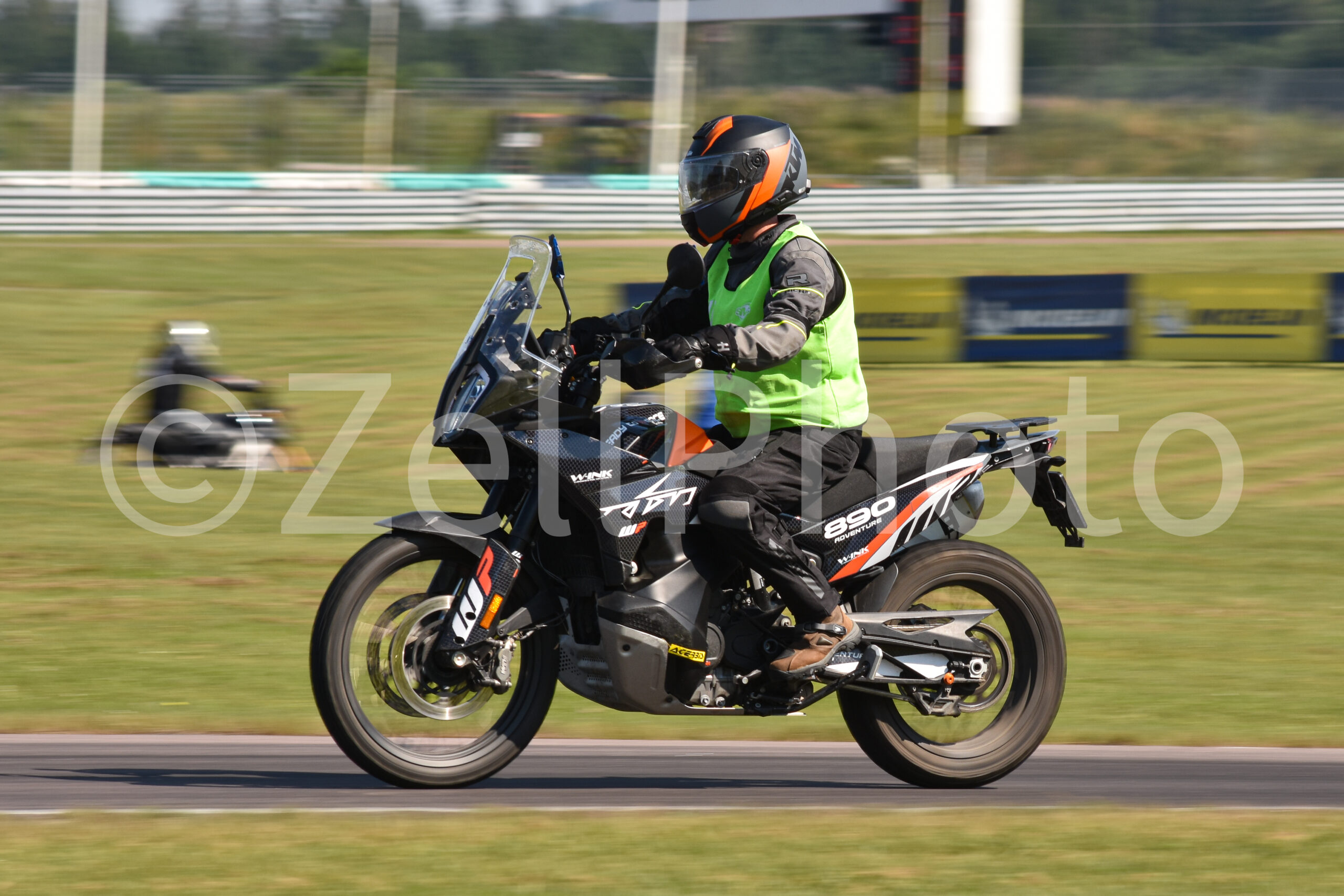 https://zellphoto.se/produkt/9888/