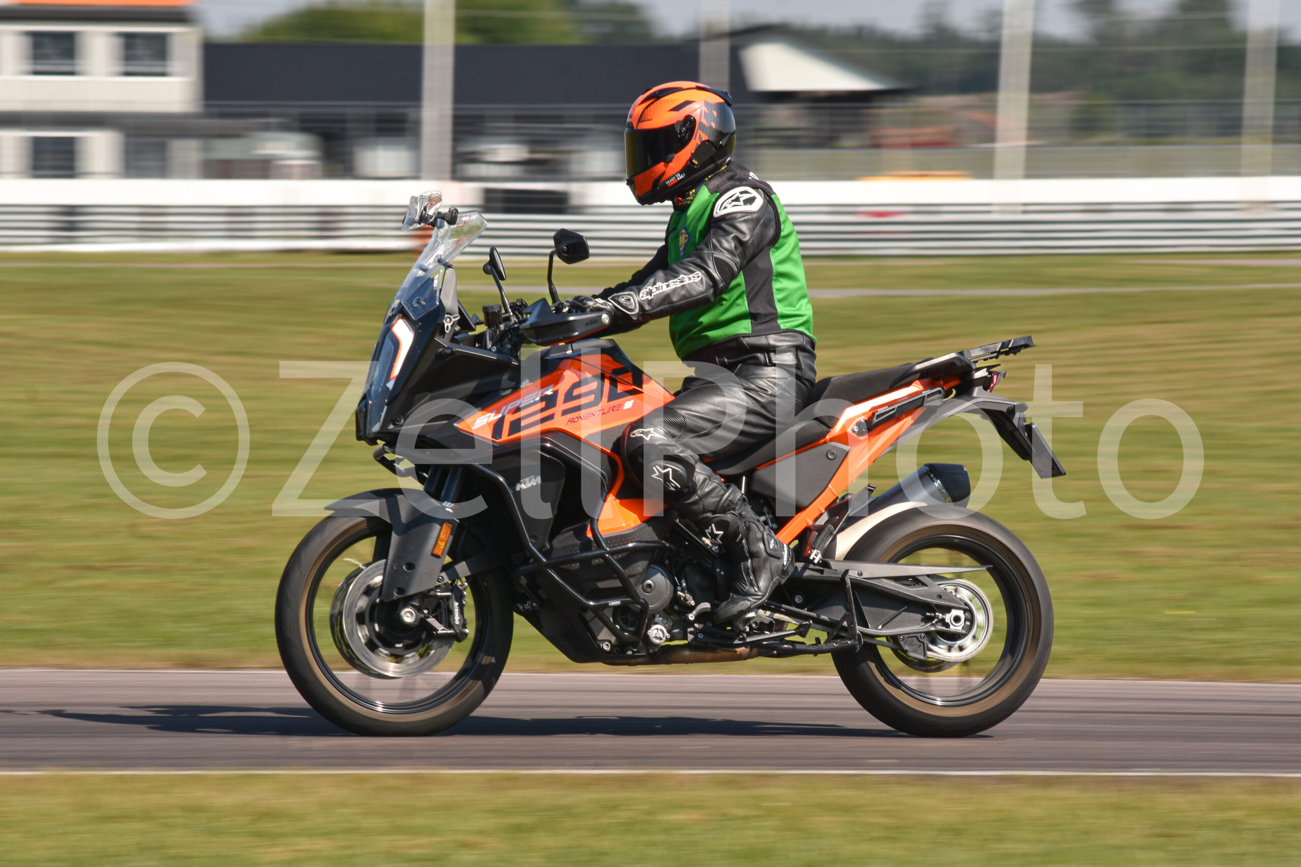 https://zellphoto.se/produkt/9929/