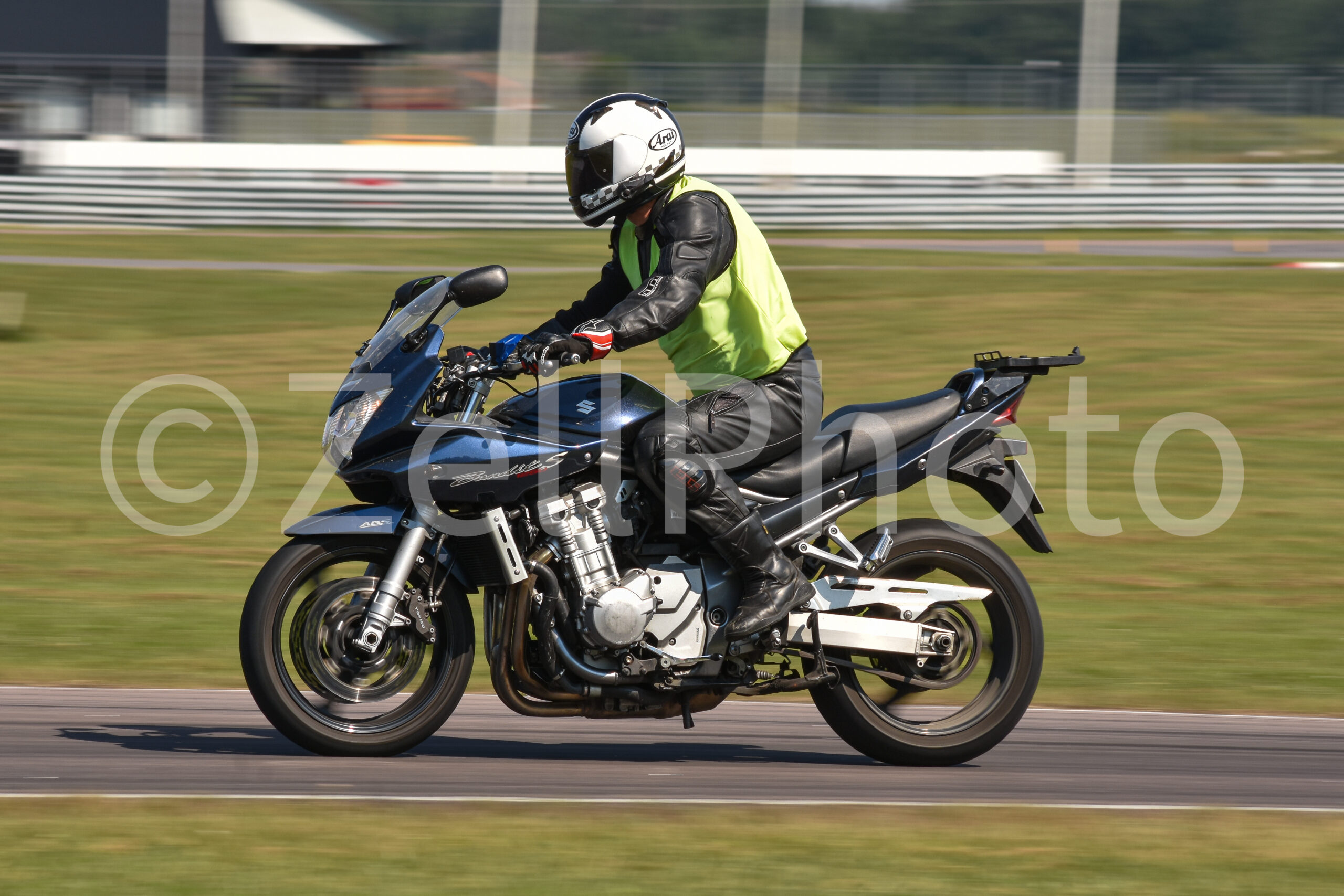 https://zellphoto.se/produkt/0127/