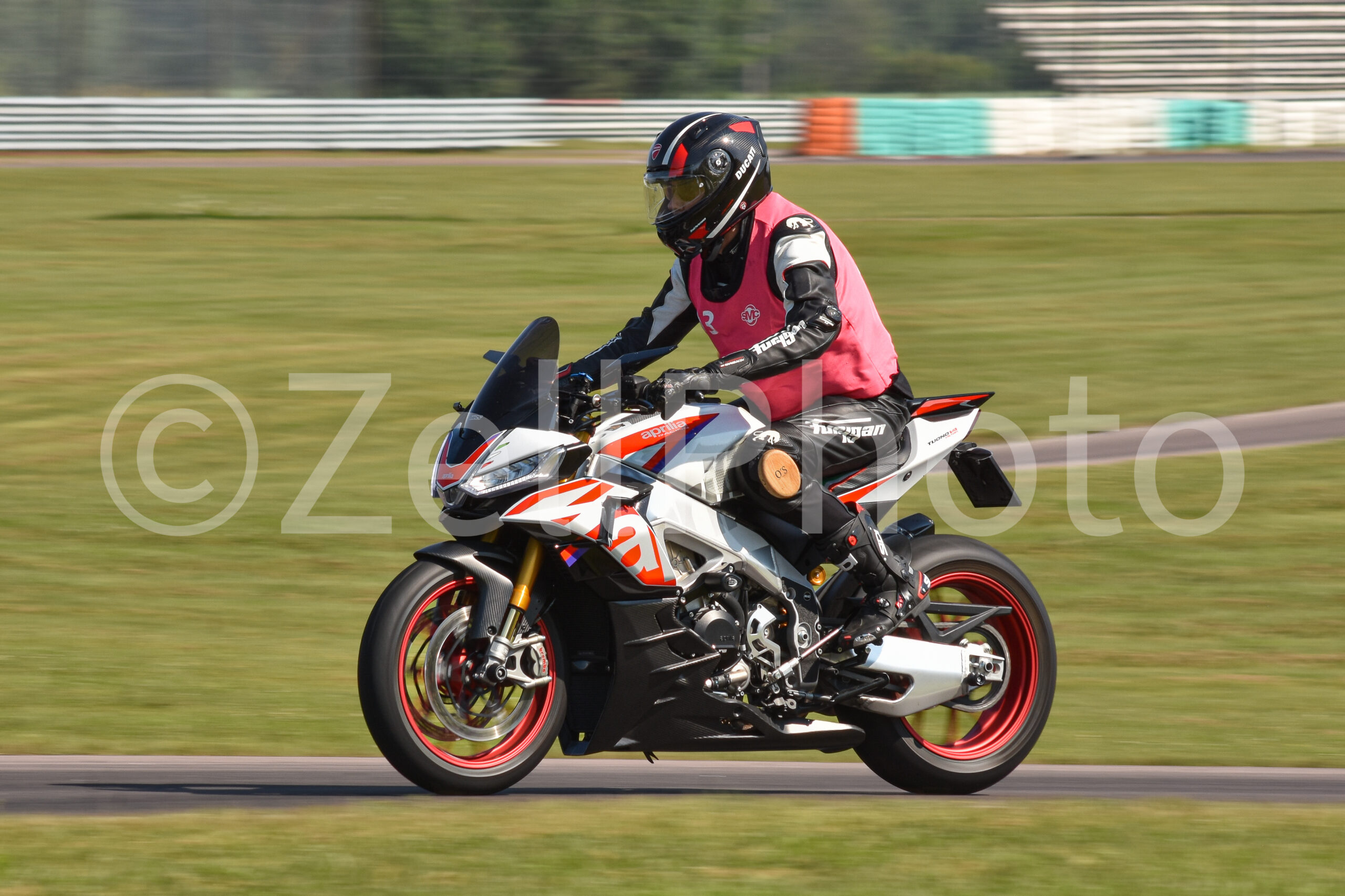 https://zellphoto.se/produkt/0164/