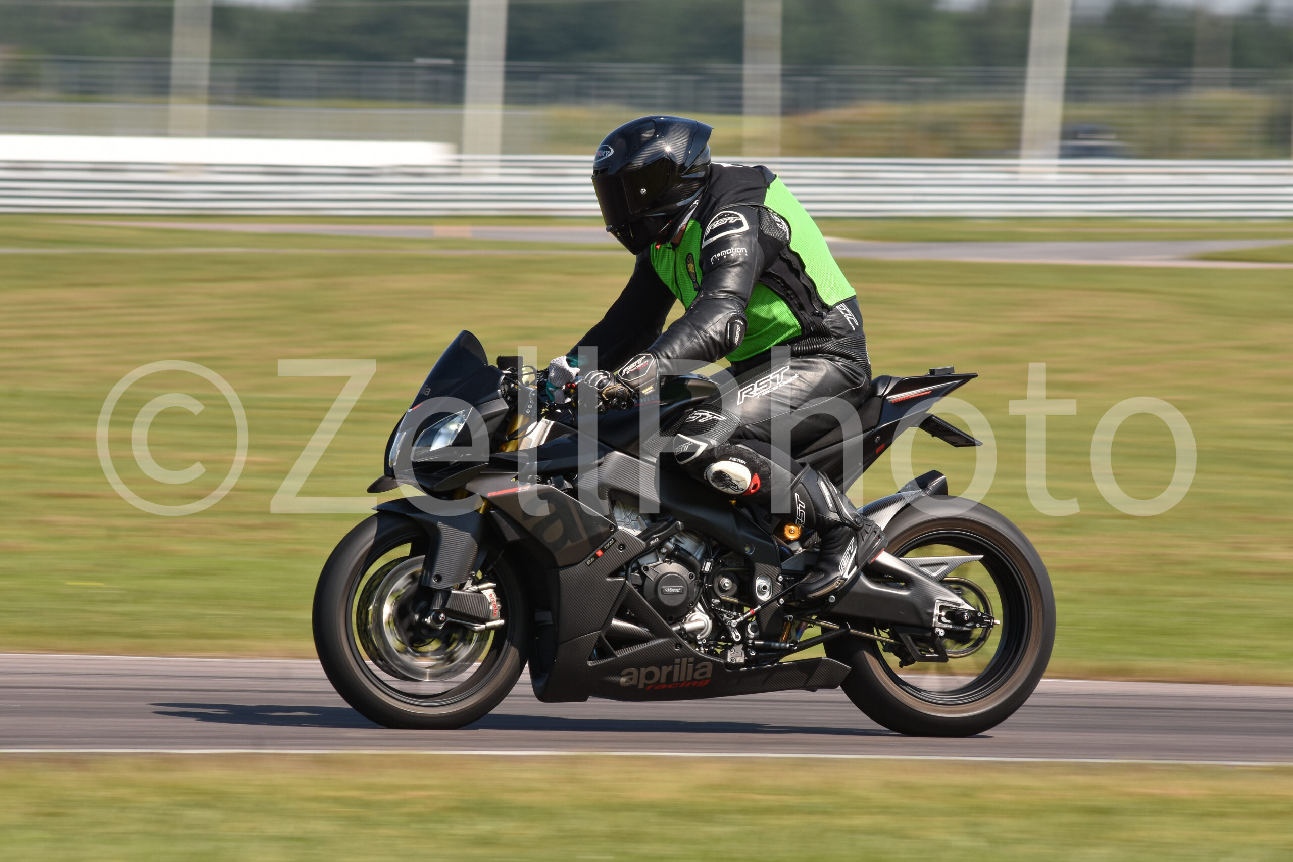 https://zellphoto.se/produkt/0237-2/