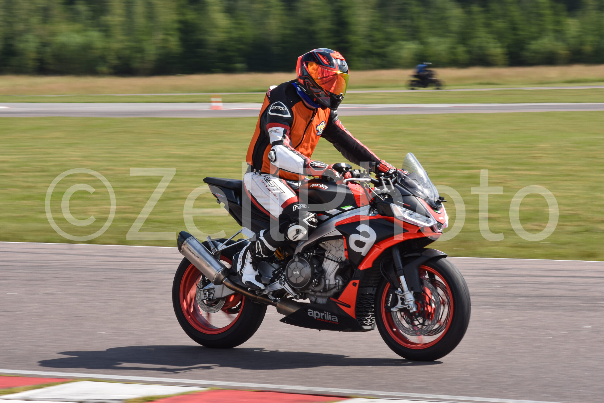 https://zellphoto.se/produkt/0975-2/