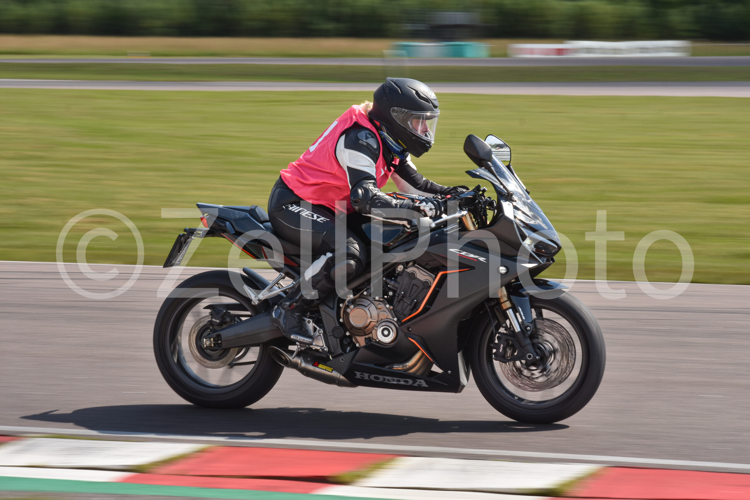 https://zellphoto.se/produkt/1081-2/