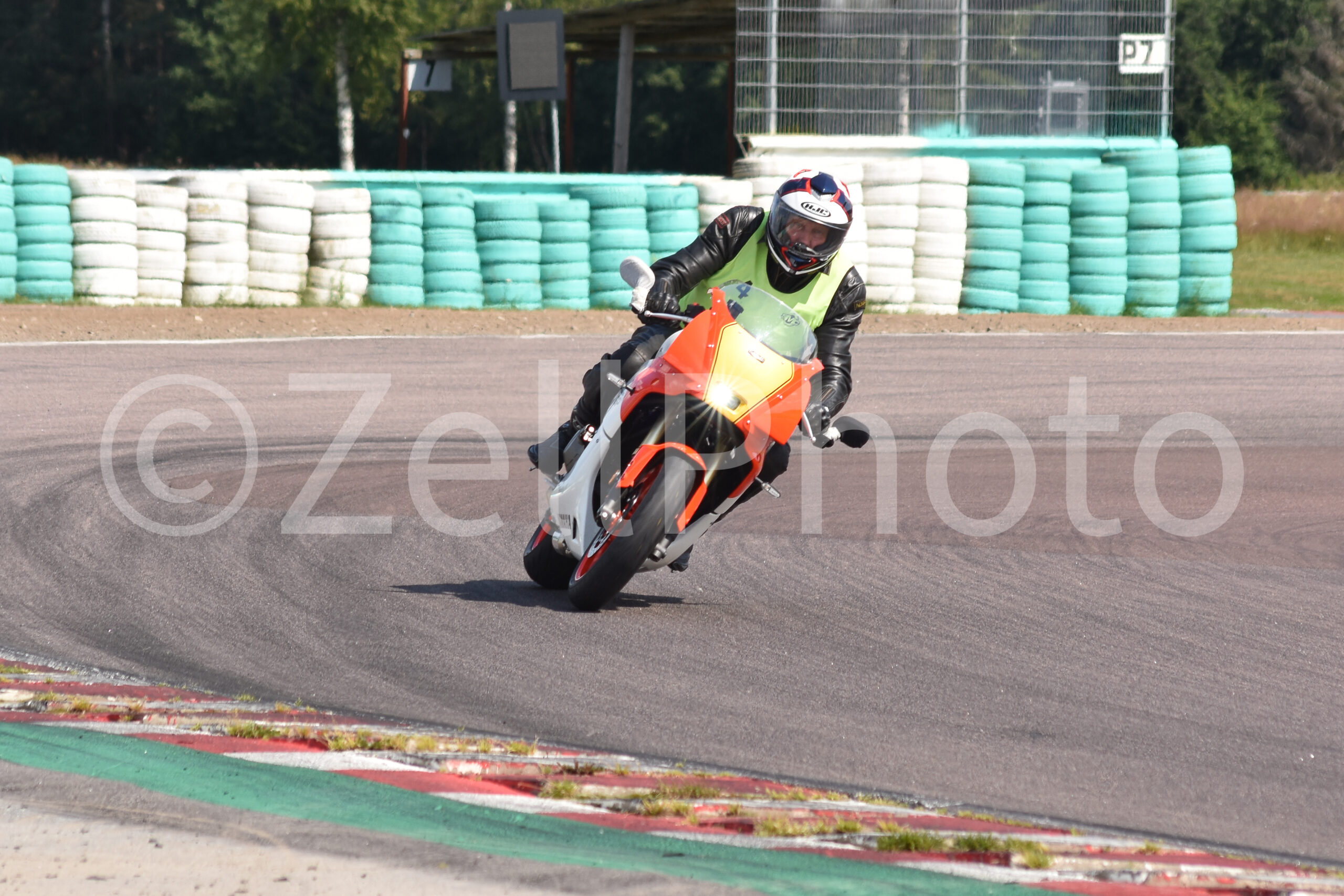 https://zellphoto.se/produkt/1217-2/