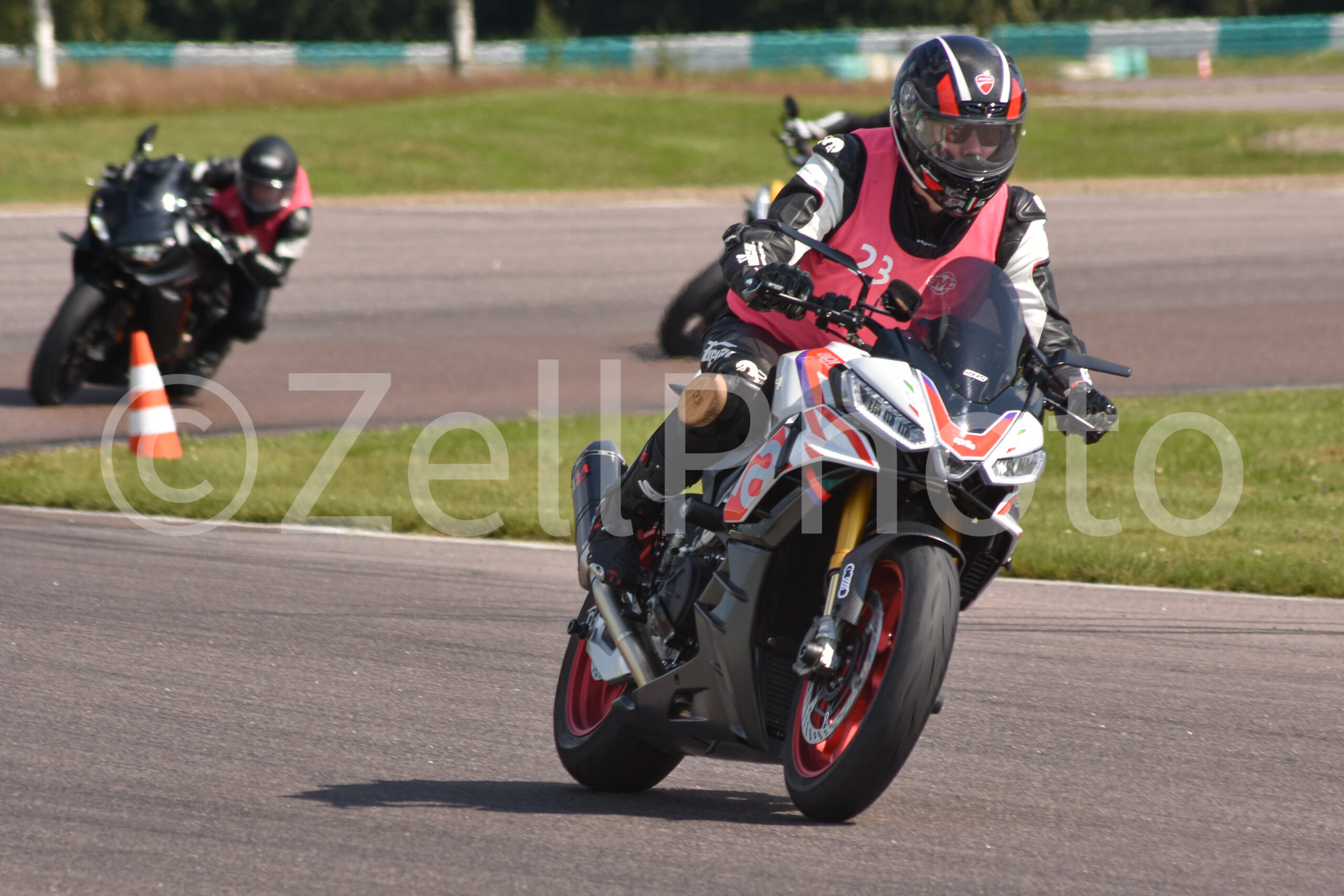 https://zellphoto.se/produkt/1373-2/