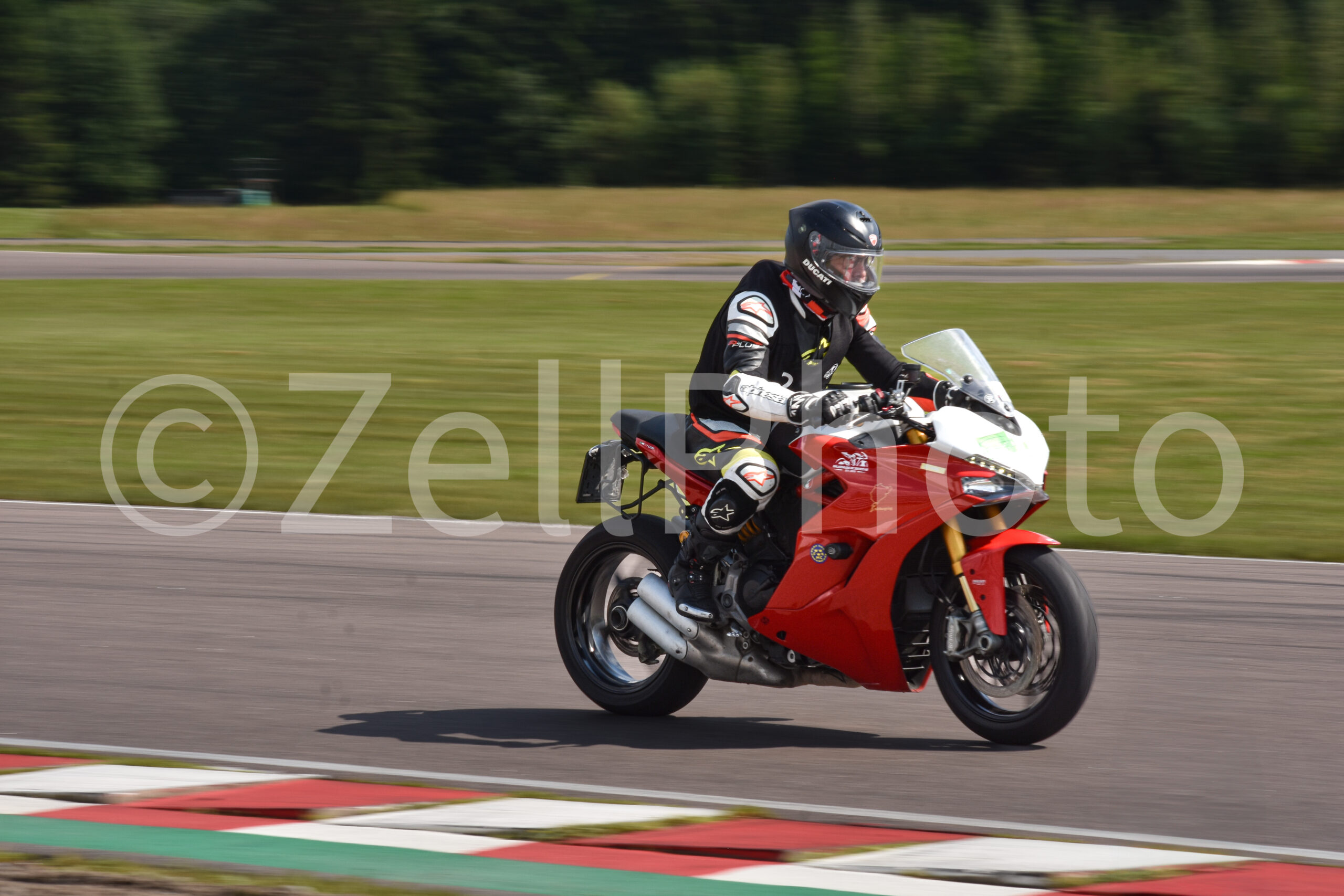 https://zellphoto.se/produkt/1744-2/