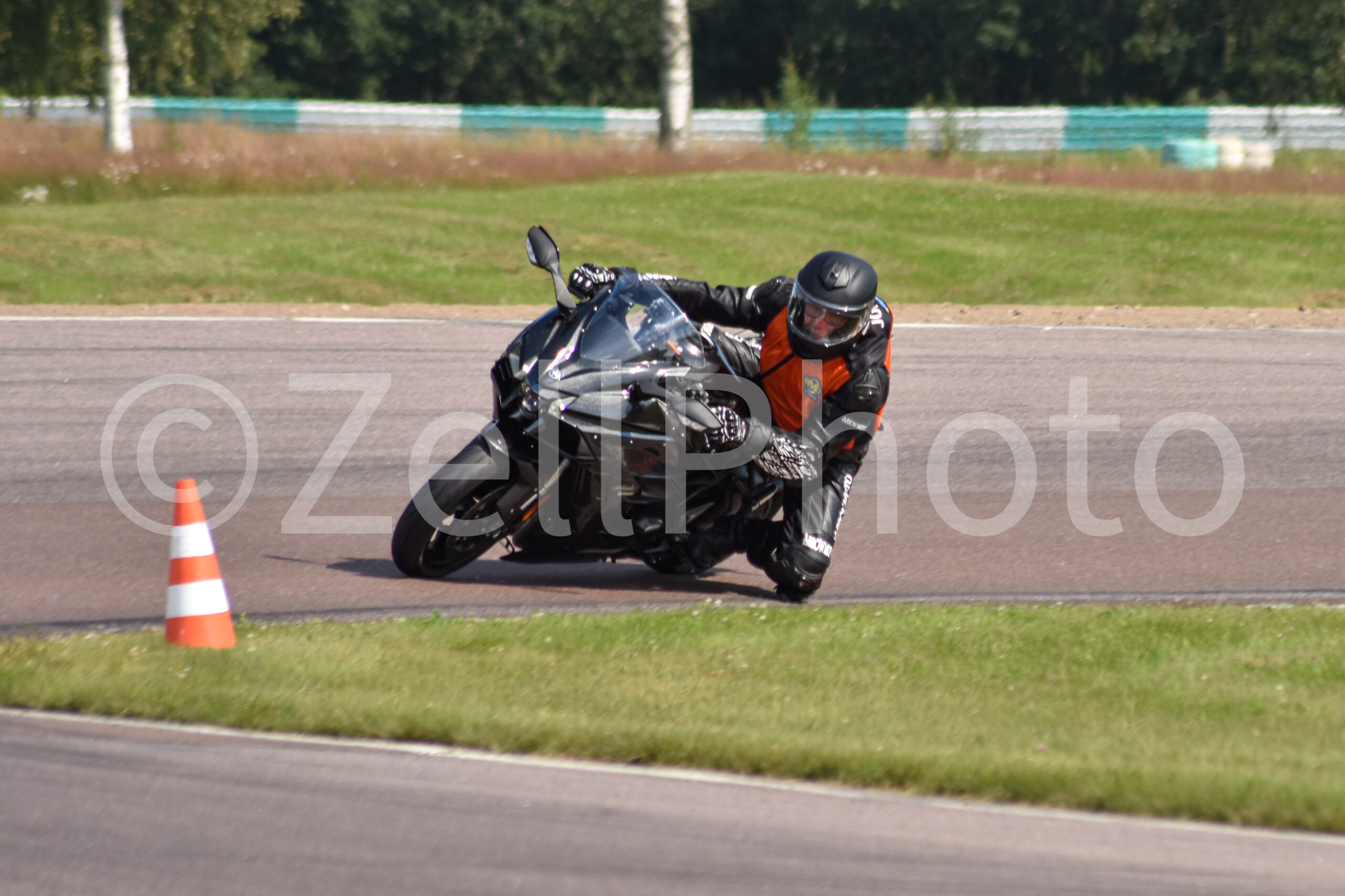 https://zellphoto.se/produkt/2179/